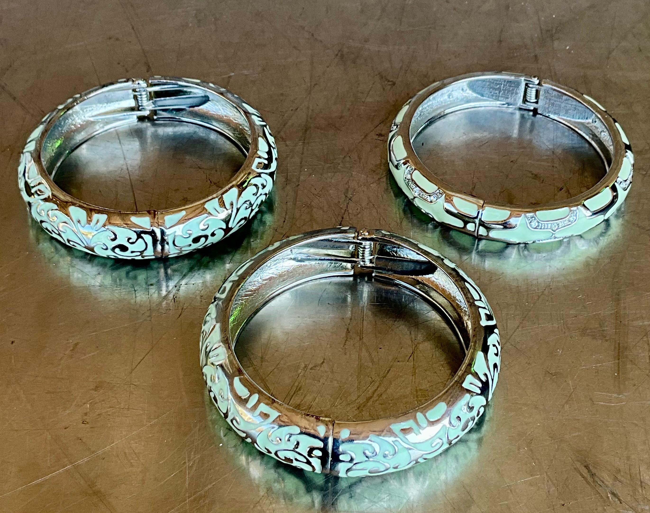 Braccialetti vintage con smalto verde e argento - Set di 3 pezzi in vendita 3