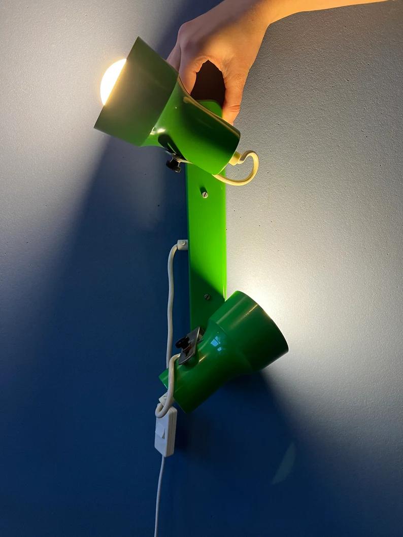 Vintage Green Space Age Wall Light, 1970s In Excellent Condition For Sale In ROTTERDAM, ZH