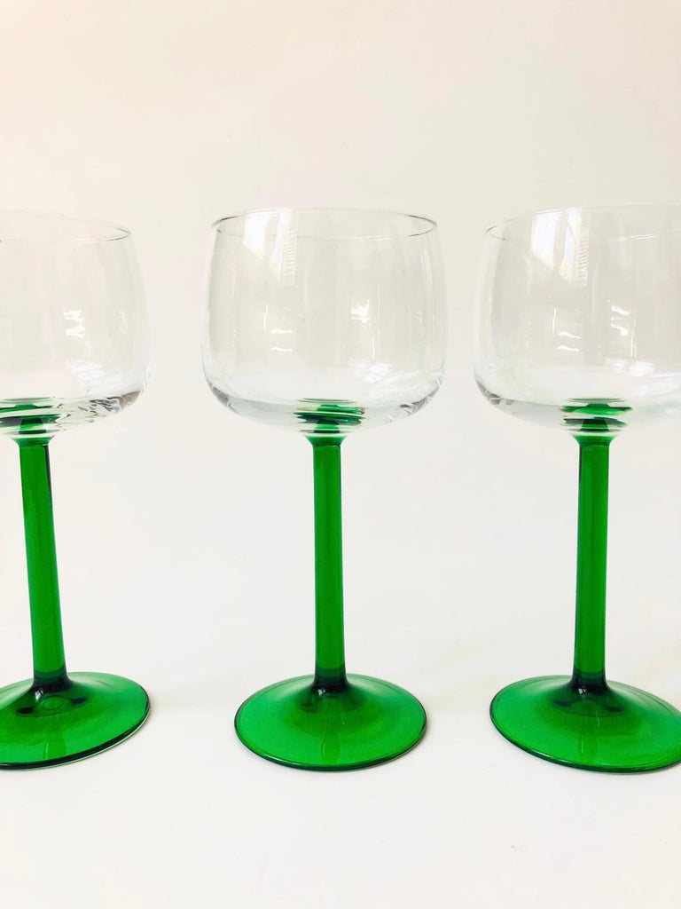 Vintage Green Stemmed Wine Glasses, Set of 4 at 1stDibs