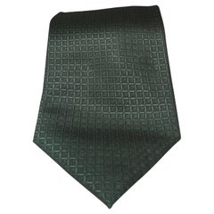Vintage green tie