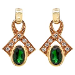 Pendants d'oreilles vintage en or jaune 18 carats avec tourmaline verte et diamants