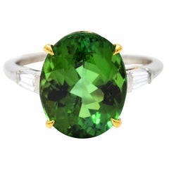 Vintage Green Tourmaline Diamond 18 Karat Gold Platinum Gemstone Ring