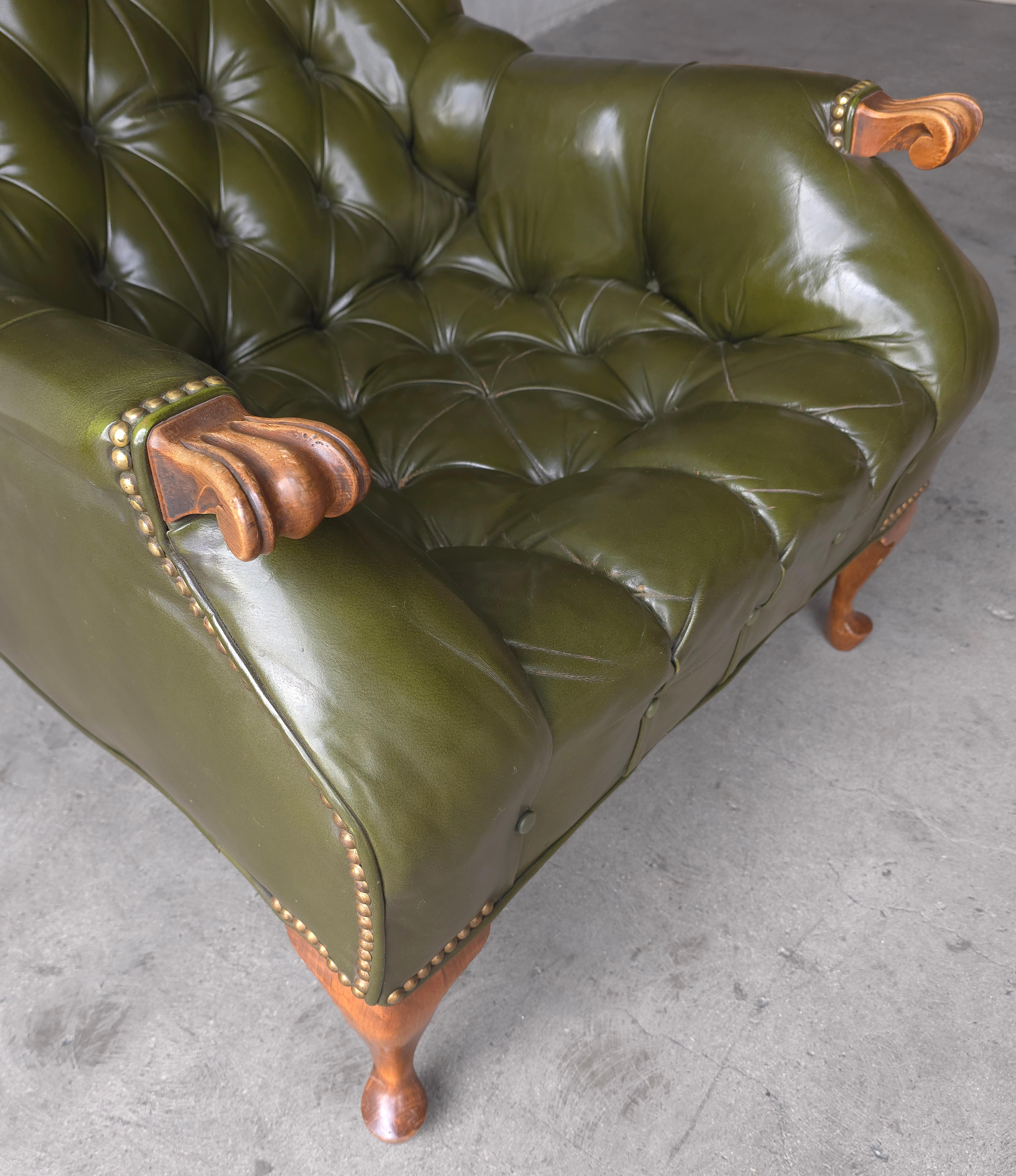 Vintage Green Tufted Leather Sleepy Hollow Chair and Ottoman For Sale 7