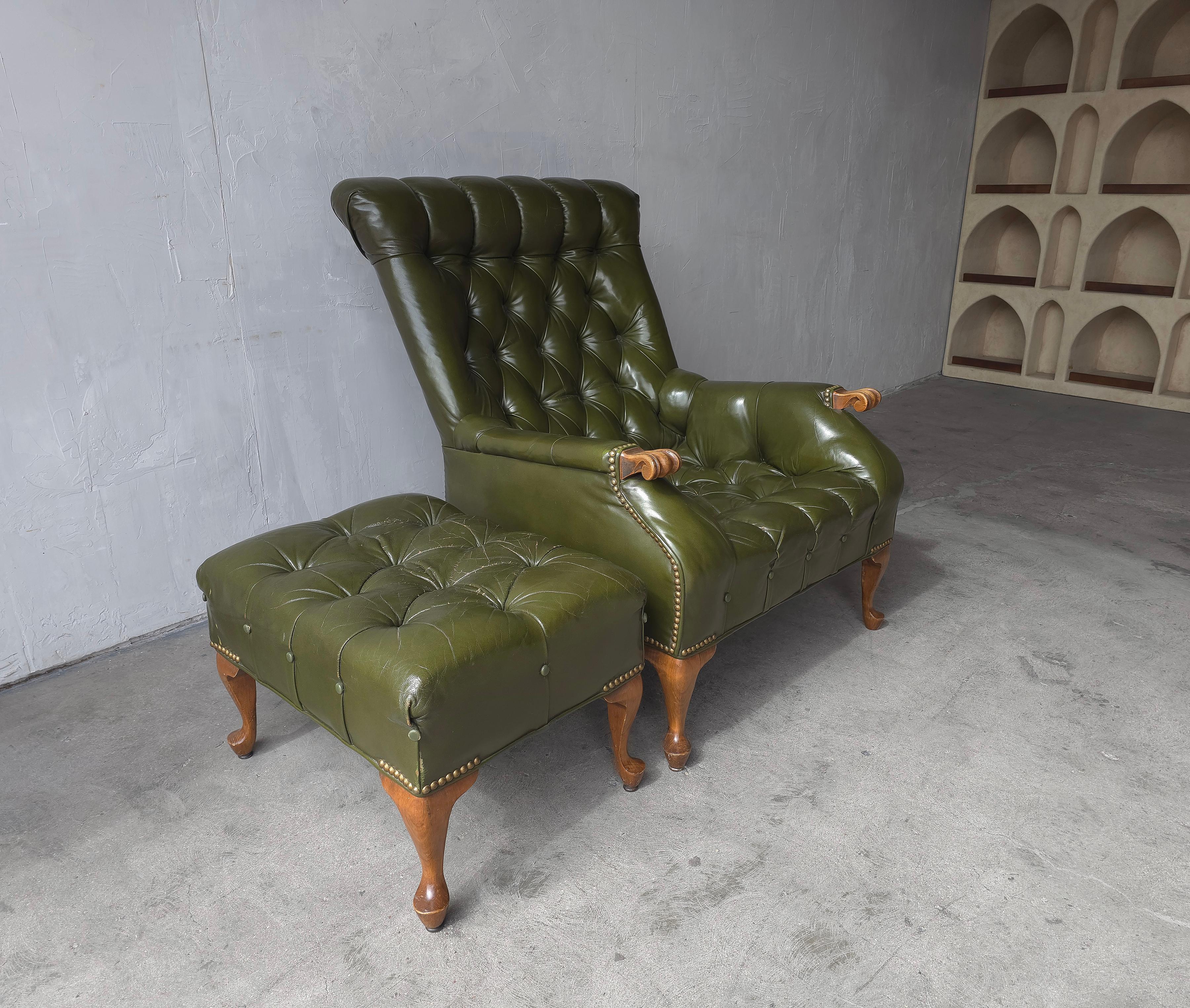 Vintage Green Tufted Leather Sleepy Hollow Chair and Ottoman For Sale 1