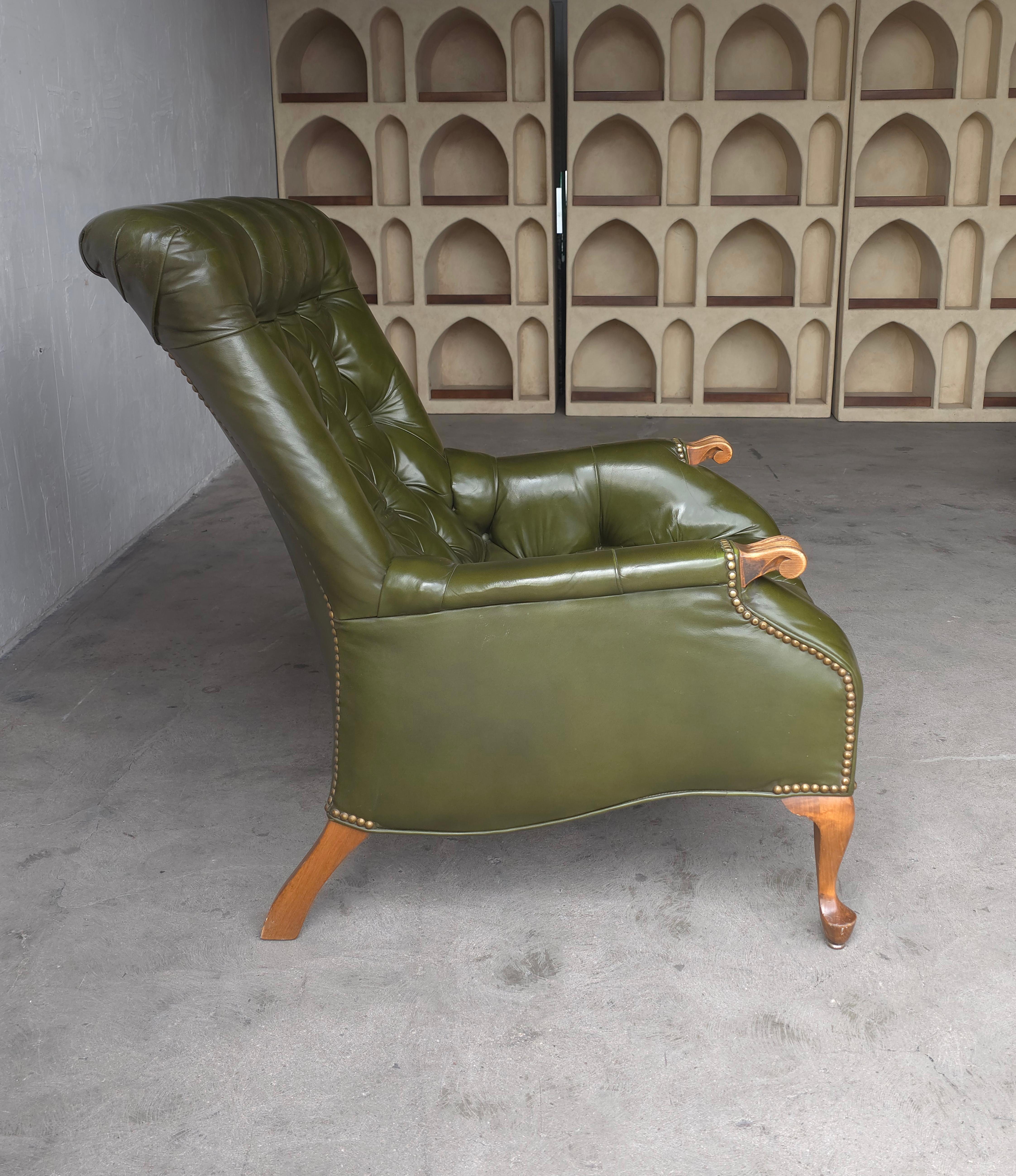 Vintage Green Tufted Leather Sleepy Hollow Chair and Ottoman For Sale 5