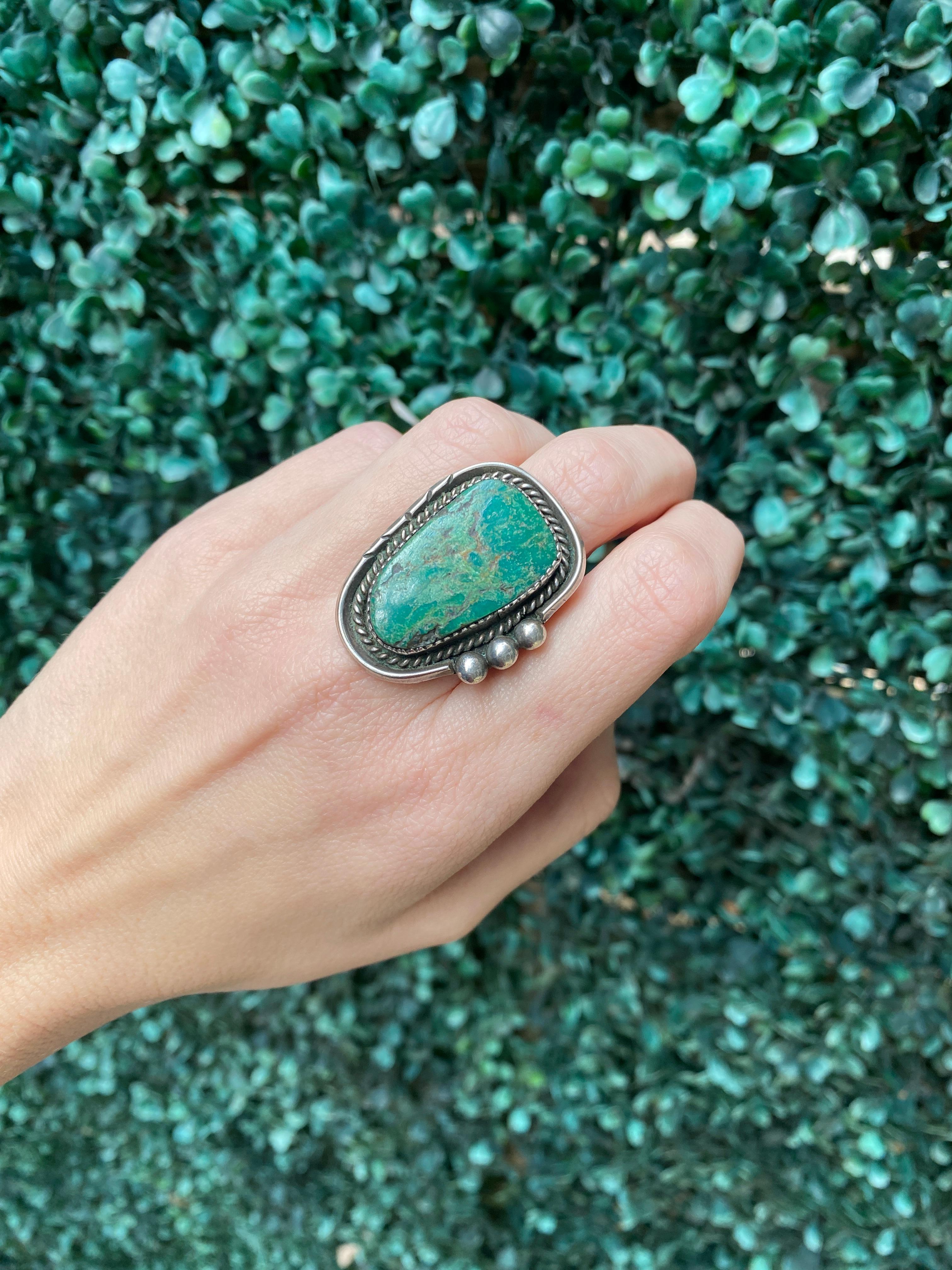 Vintage Green Turquoise Sterling Silver Ring For Sale 11