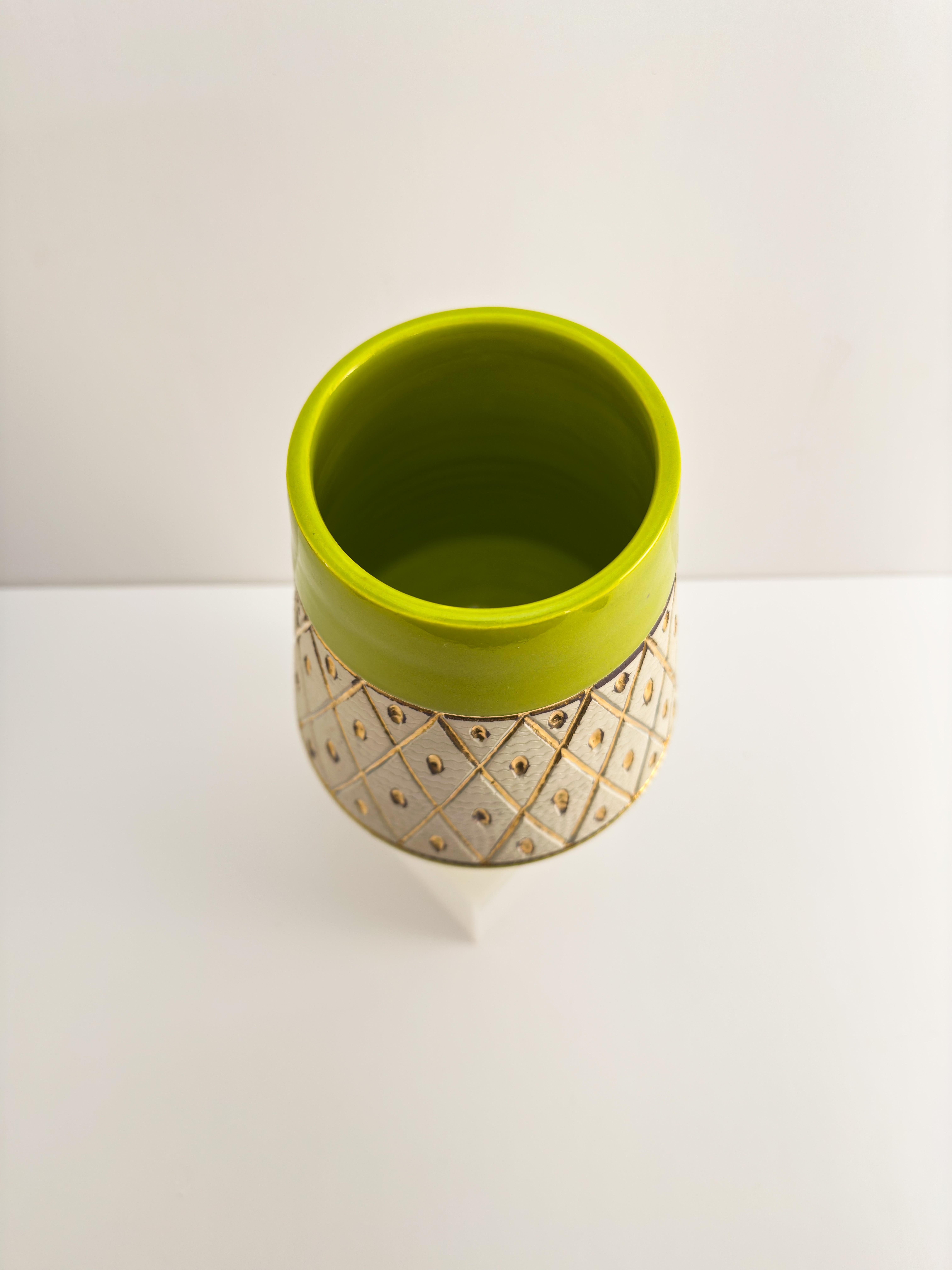 Italiano Vaso in ceramica italiana verde lime di metà secolo di Fratelli Fanciullacci, 1950s in vendita