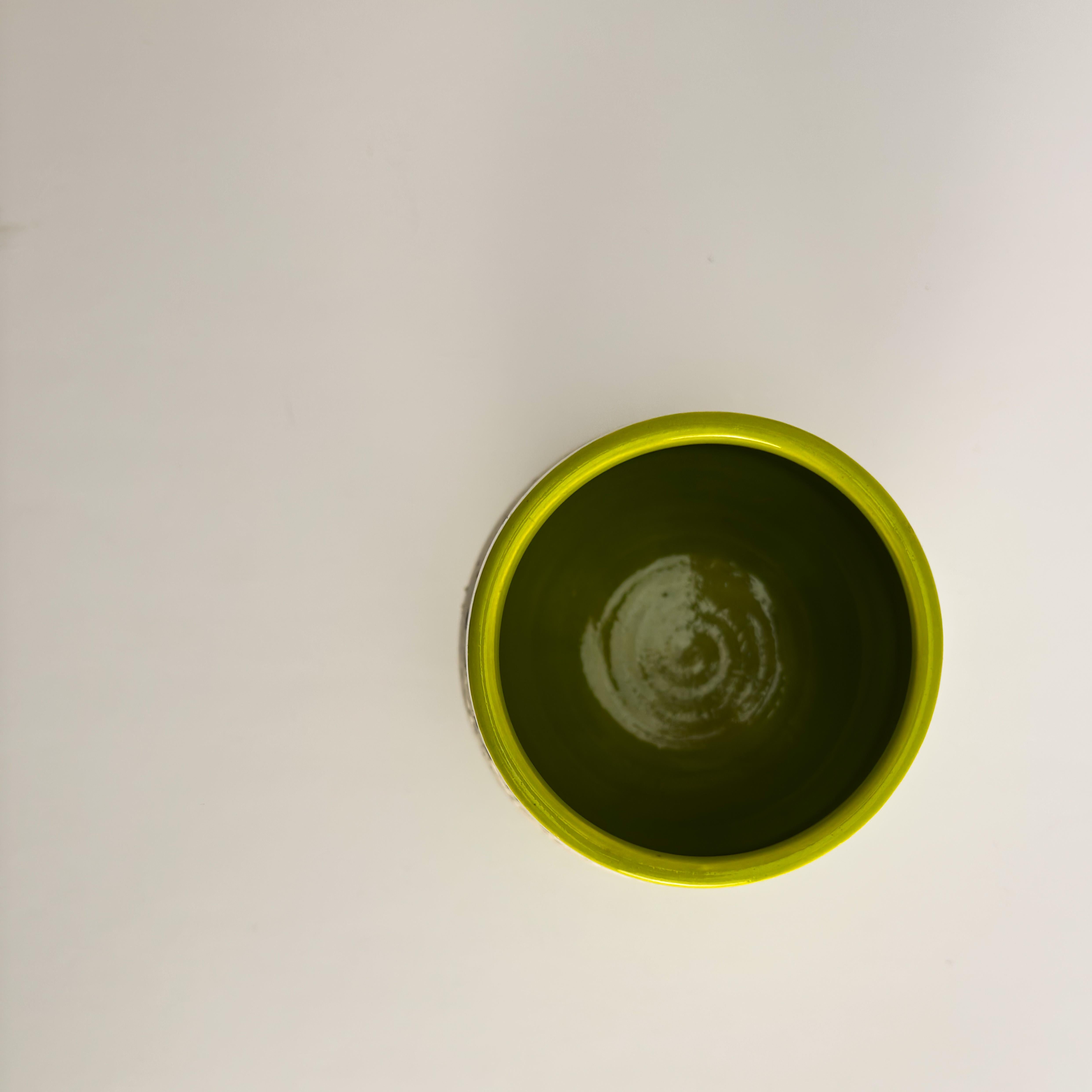 Vaso in ceramica italiana verde lime di metà secolo di Fratelli Fanciullacci, 1950s in vendita 1