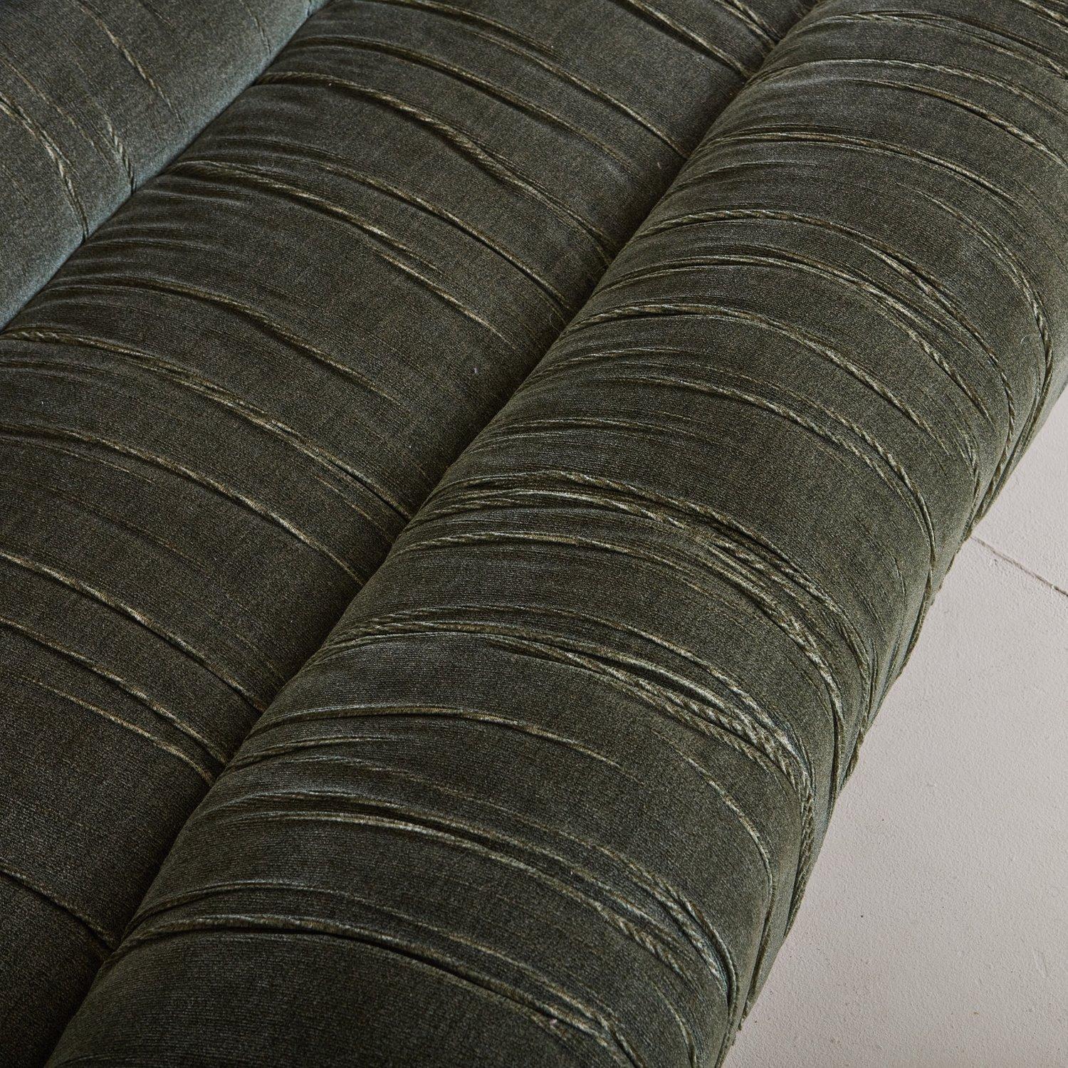Vintage Green Velvet Ruched Sofa, Italy, 1970s In Good Condition In Chicago, IL