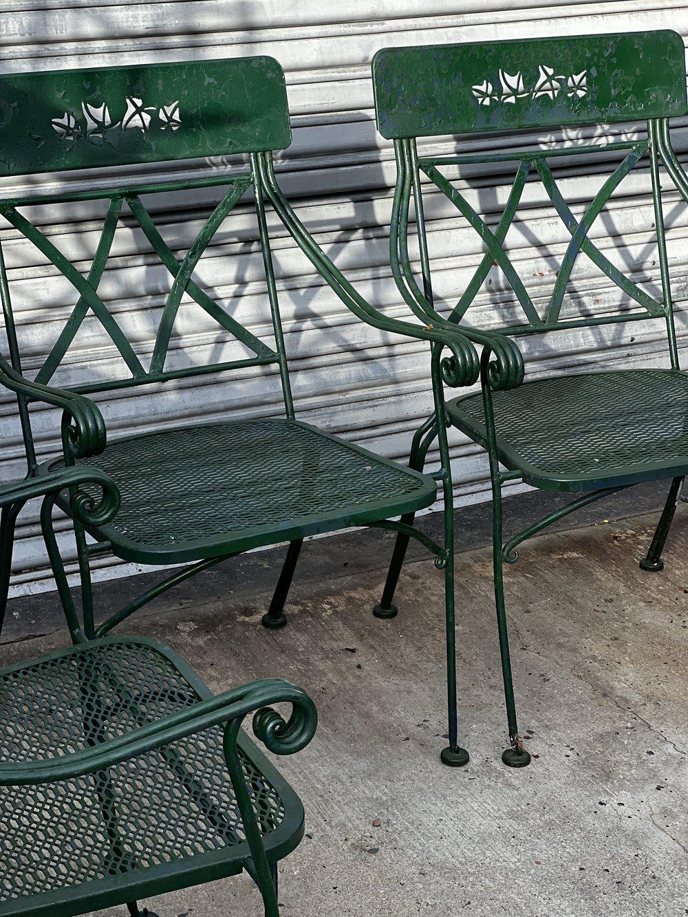 Vintage Green Wrought Iron Table and Chairs For Sale 2