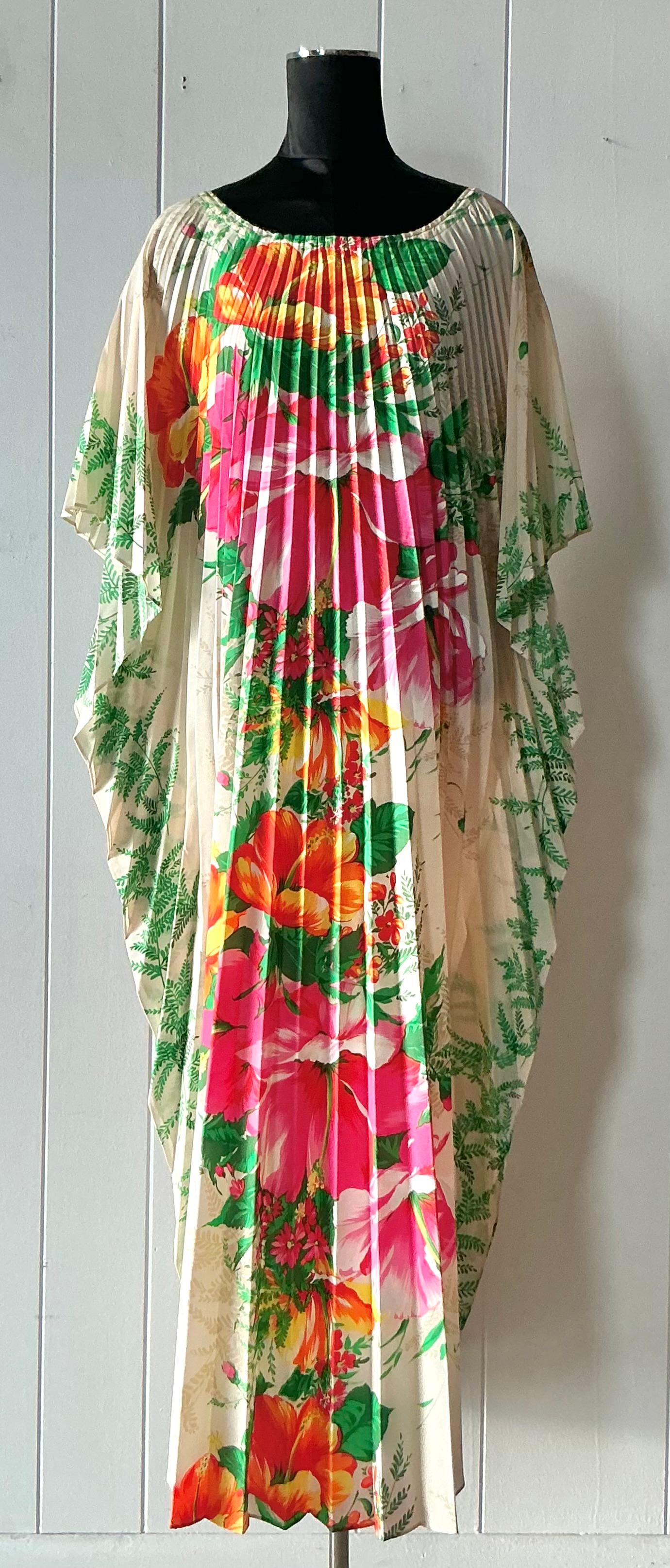 Vintage Greencastle 1970s Tropische Akkordeon Falte Kaftan für Damen oder Herren im Angebot