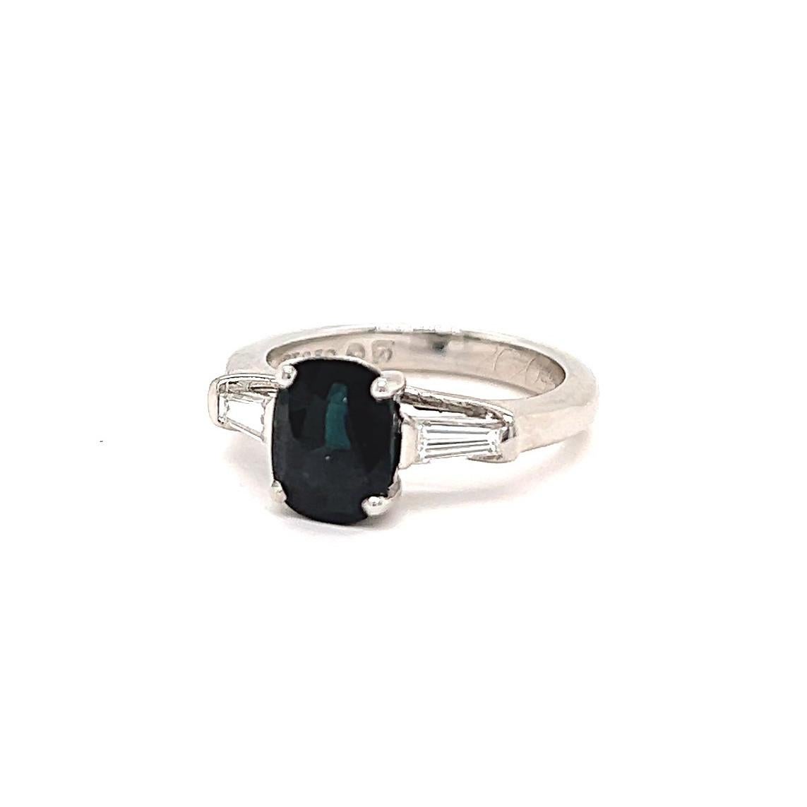 Vintage Greenish Blue Sapphire Diamond Platinum Ring 1