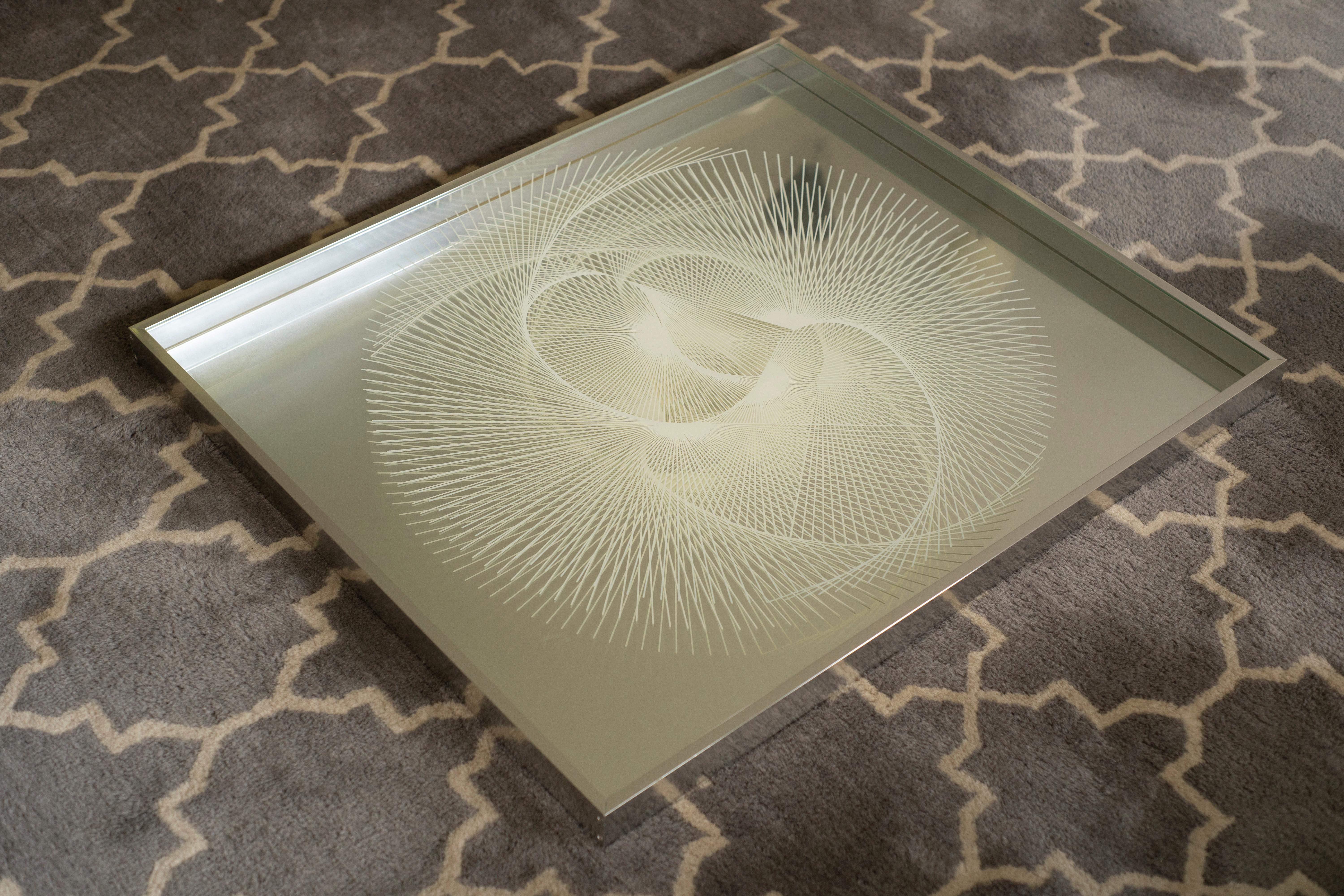 Mid-Century moderno Specchio Infinity d'epoca Greg Copeland con texture a pizzo in vetro e alluminio, firmato in vendita