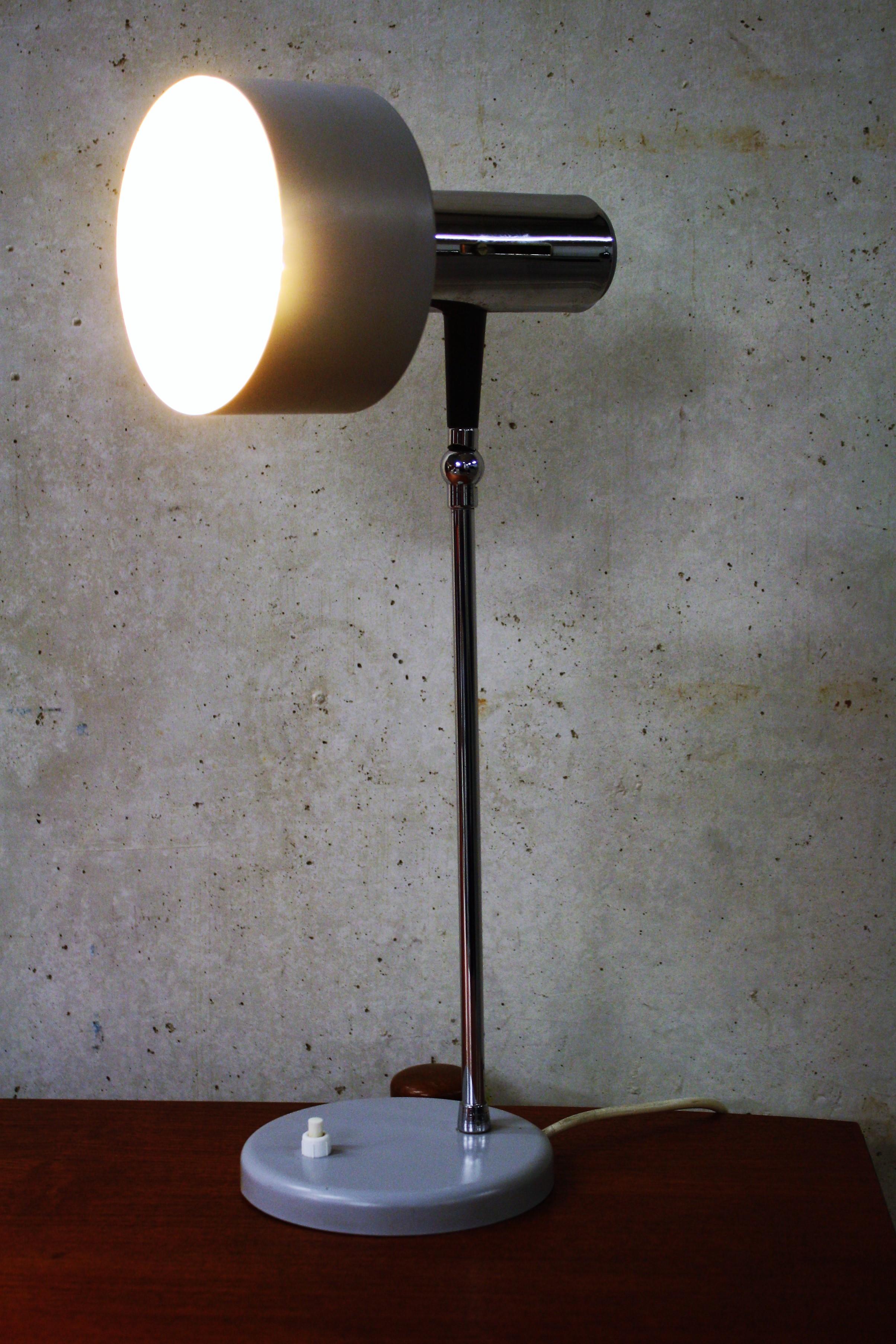 Mid-Century Modern Vintage Grey Desk Lamp, 1960s