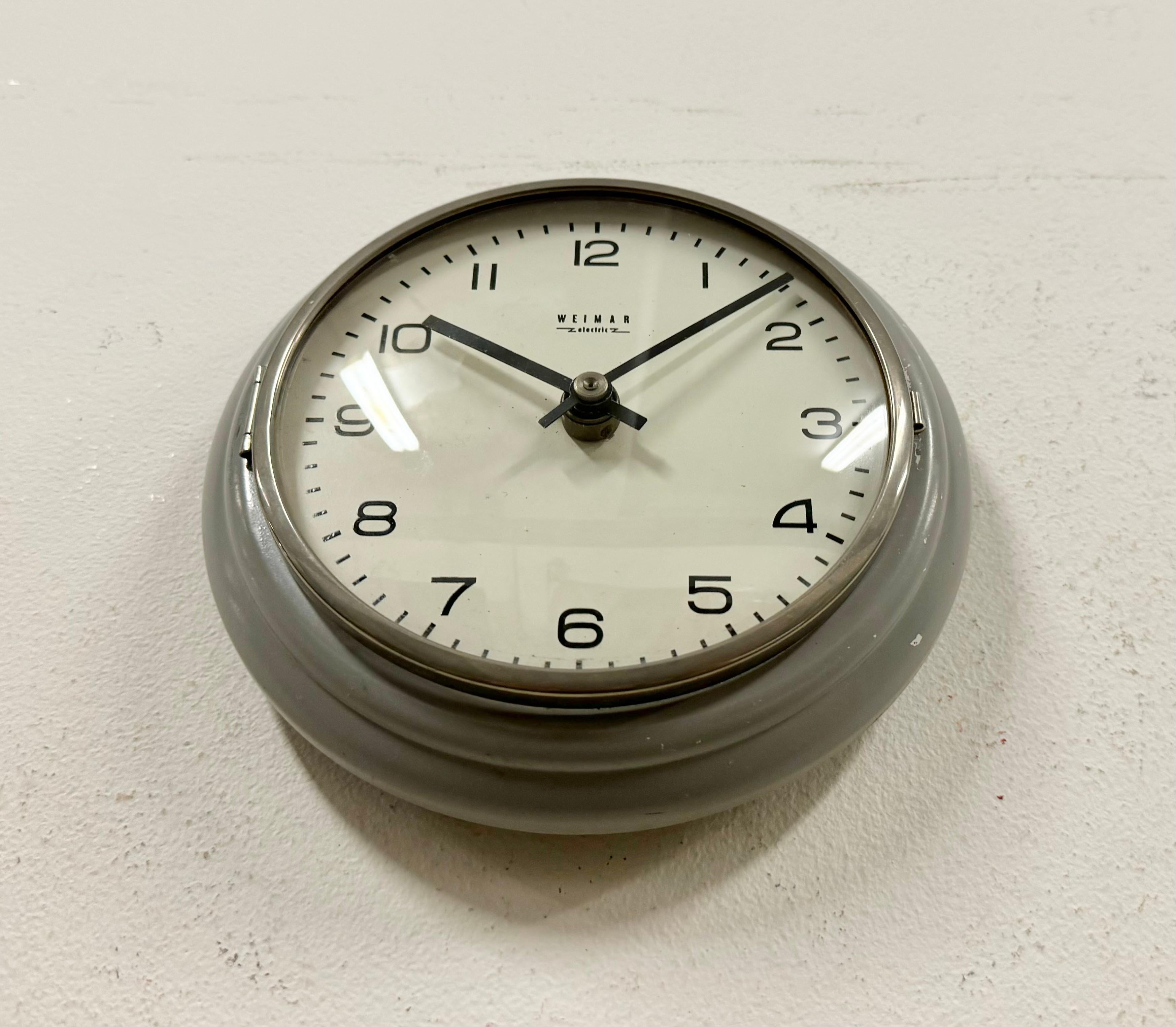Glass Vintage Grey East German Wall Clock from Weimar Electric, 1970s For Sale