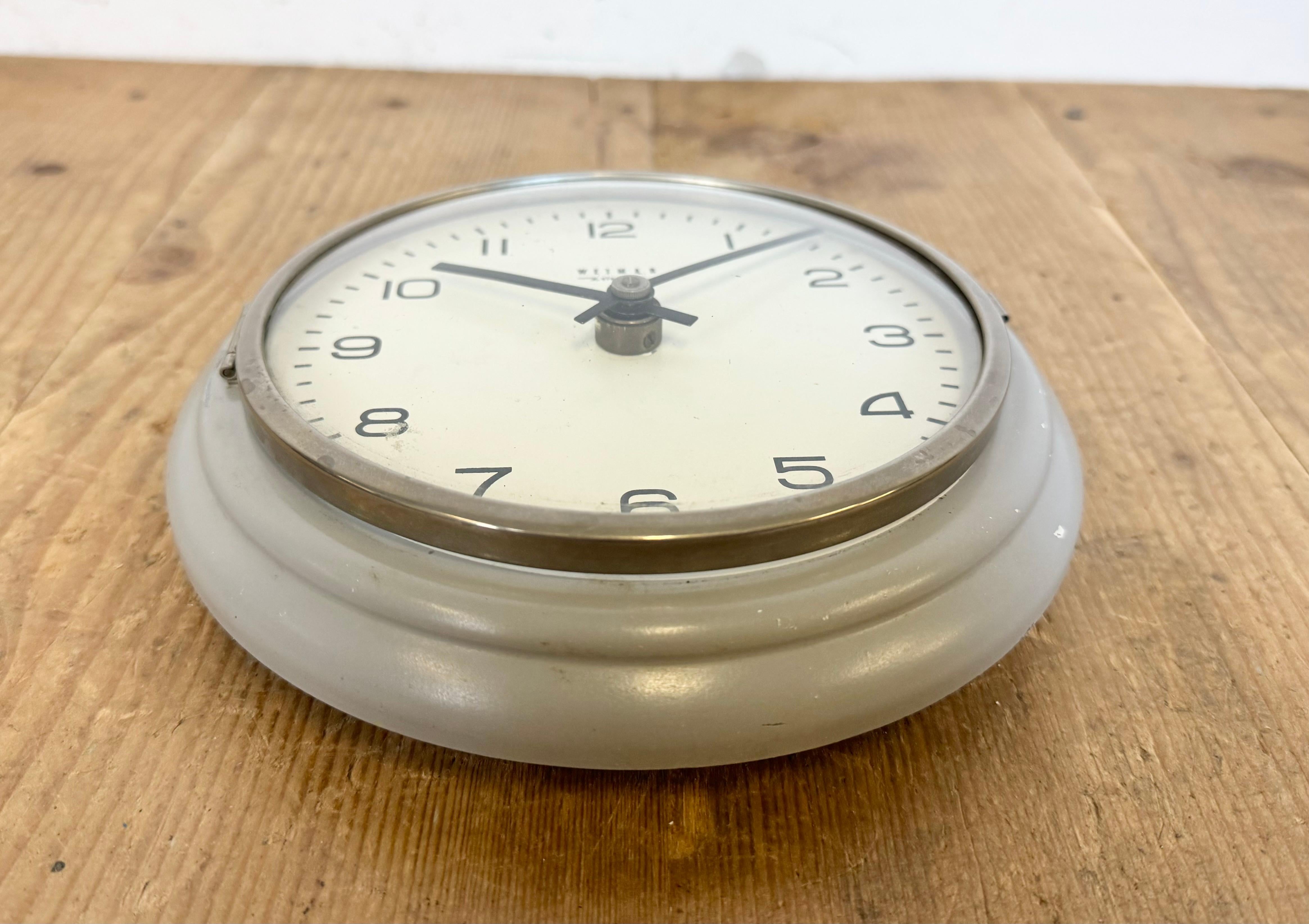 Vintage Grey East German Wall Clock from Weimar Electric, 1970s For Sale 3