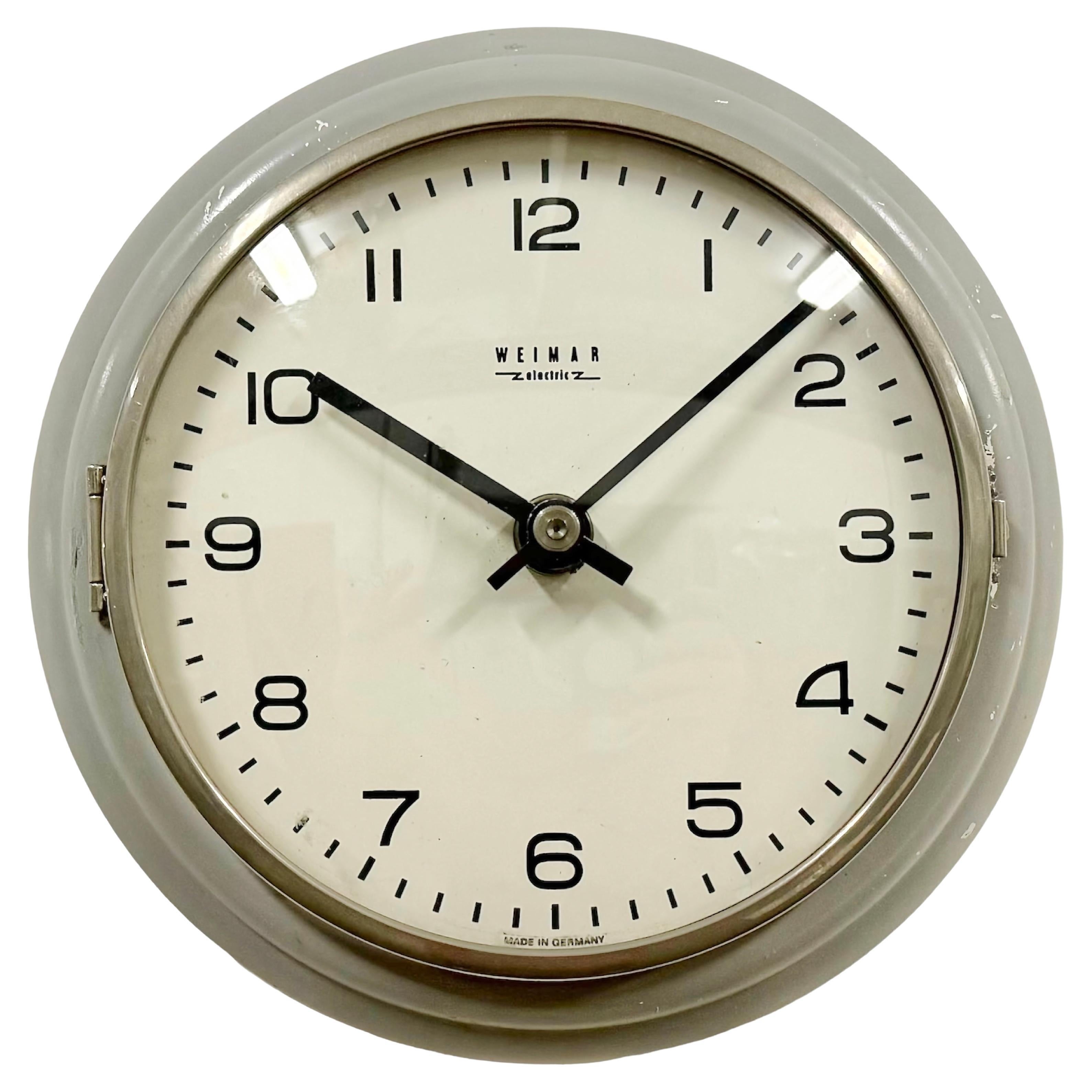 Vintage Grey East German Wall Clock from Weimar Electric, 1970s For Sale