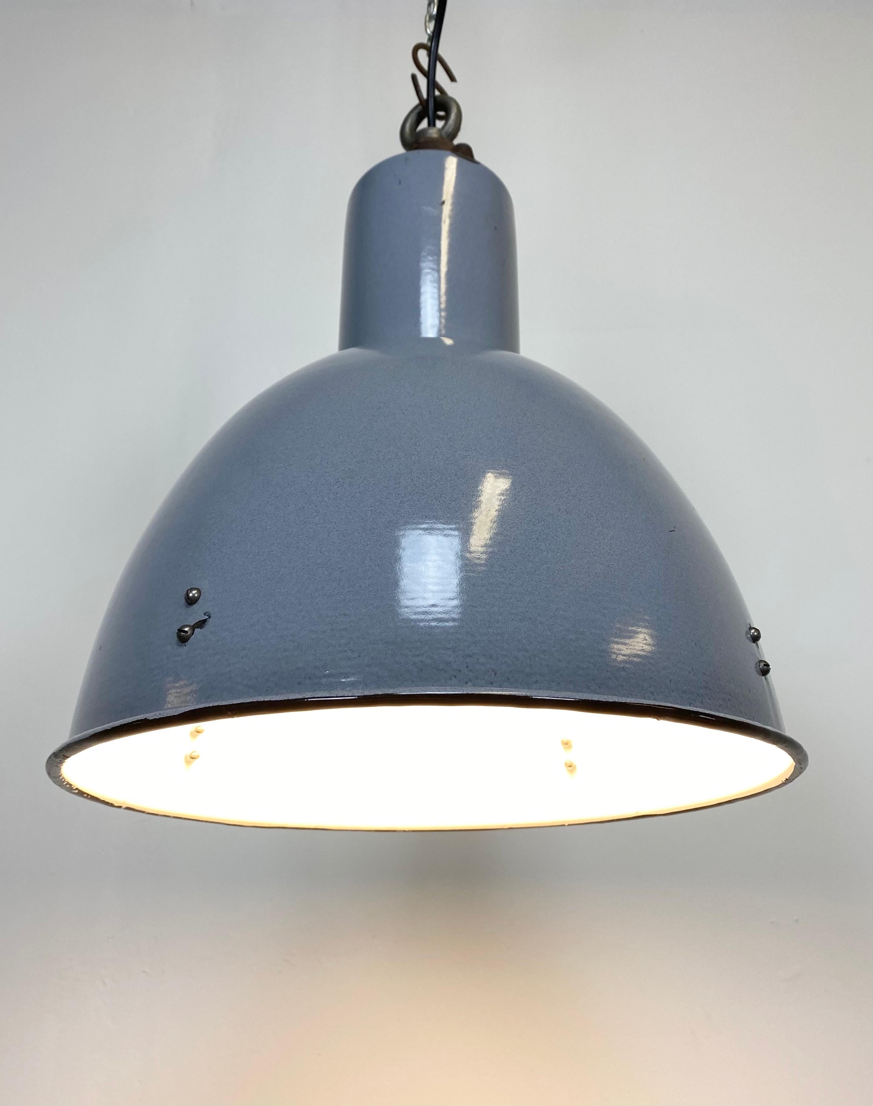 Iron Vintage Grey Enamel Industrial Bauhaus Lamp, 1950s