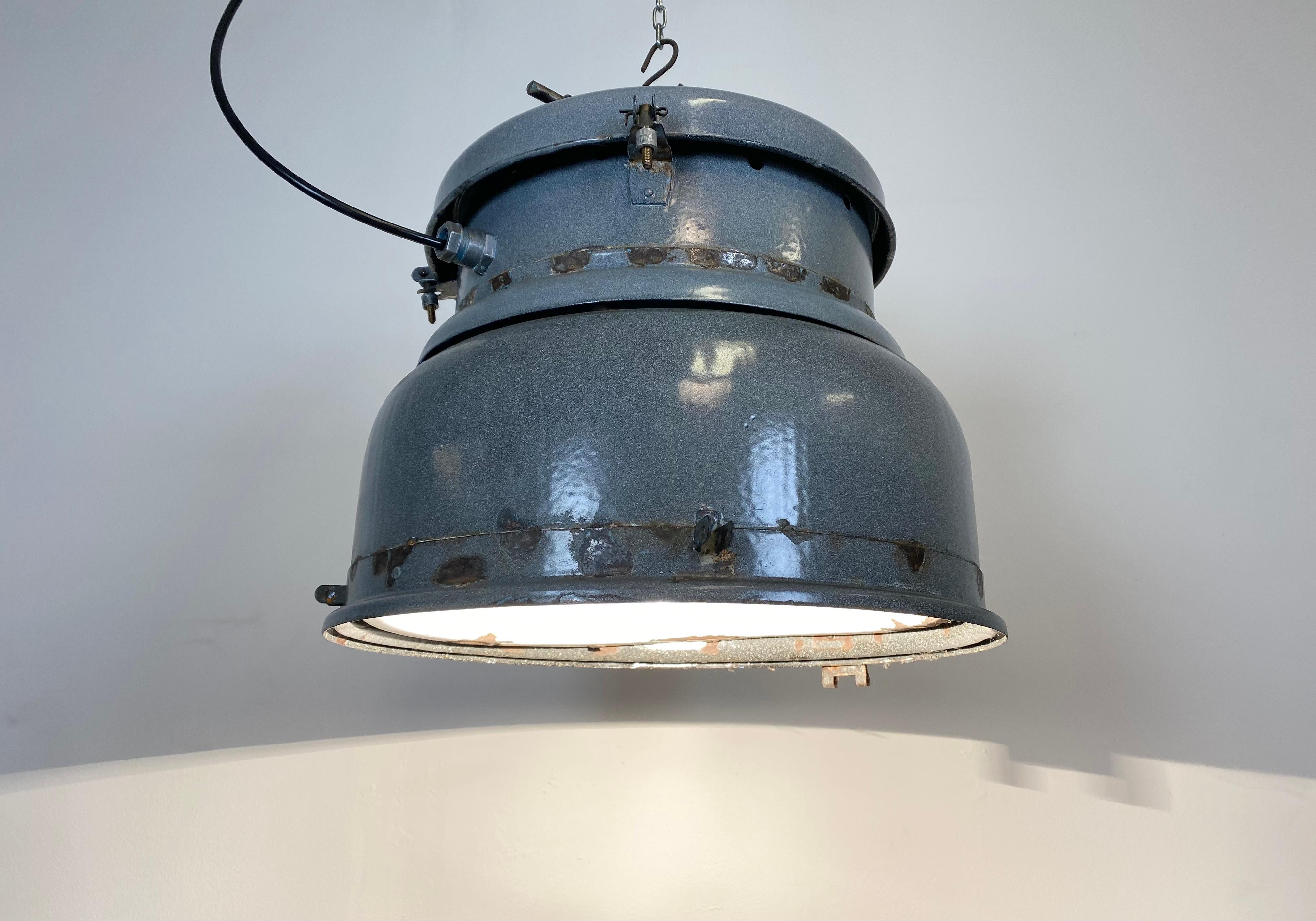 Vintage Grey Enamel Industrial Lamp, 1950s 2