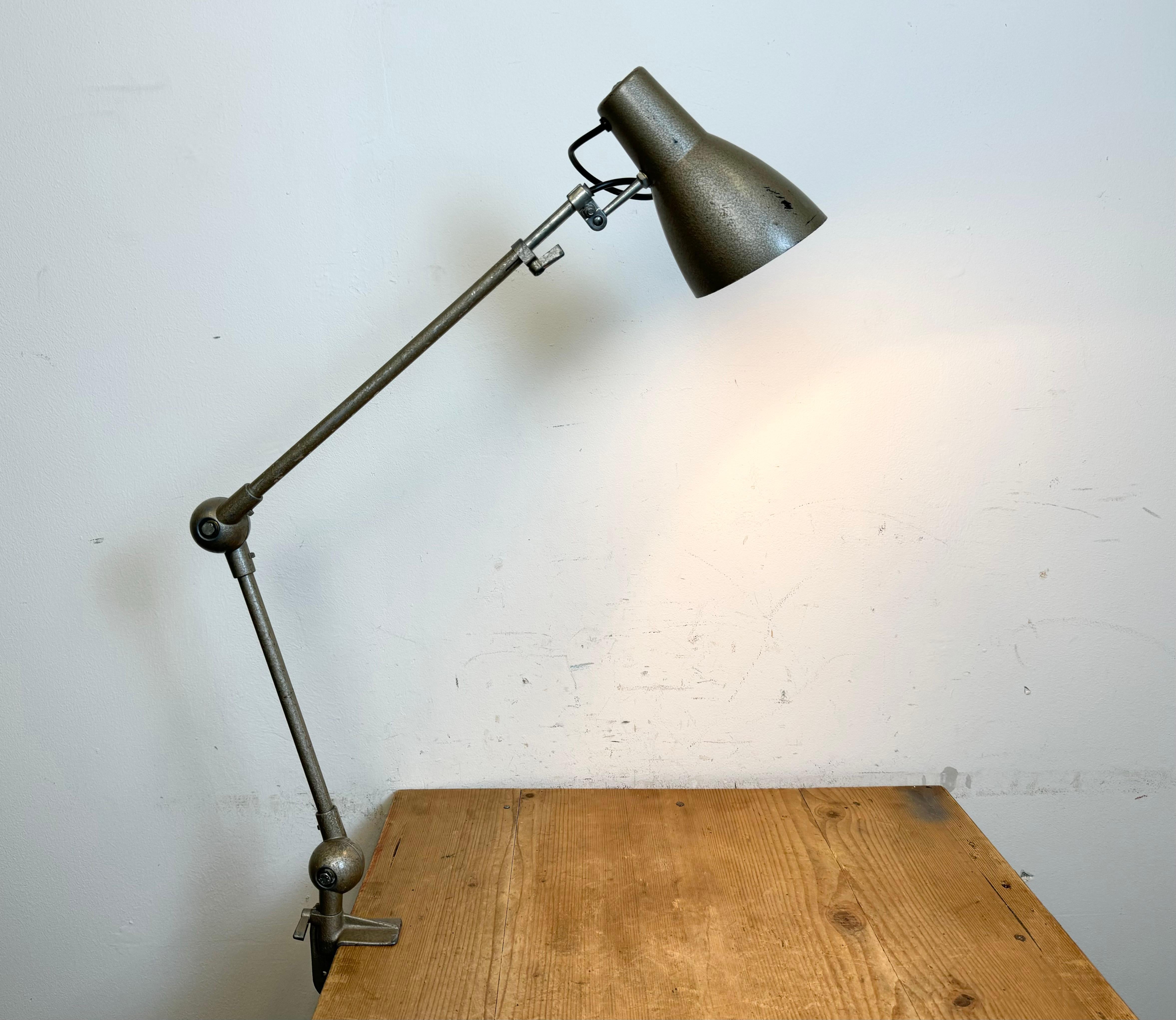 Vintage Grey French Adjustable Table Lamp, 1960s For Sale 10