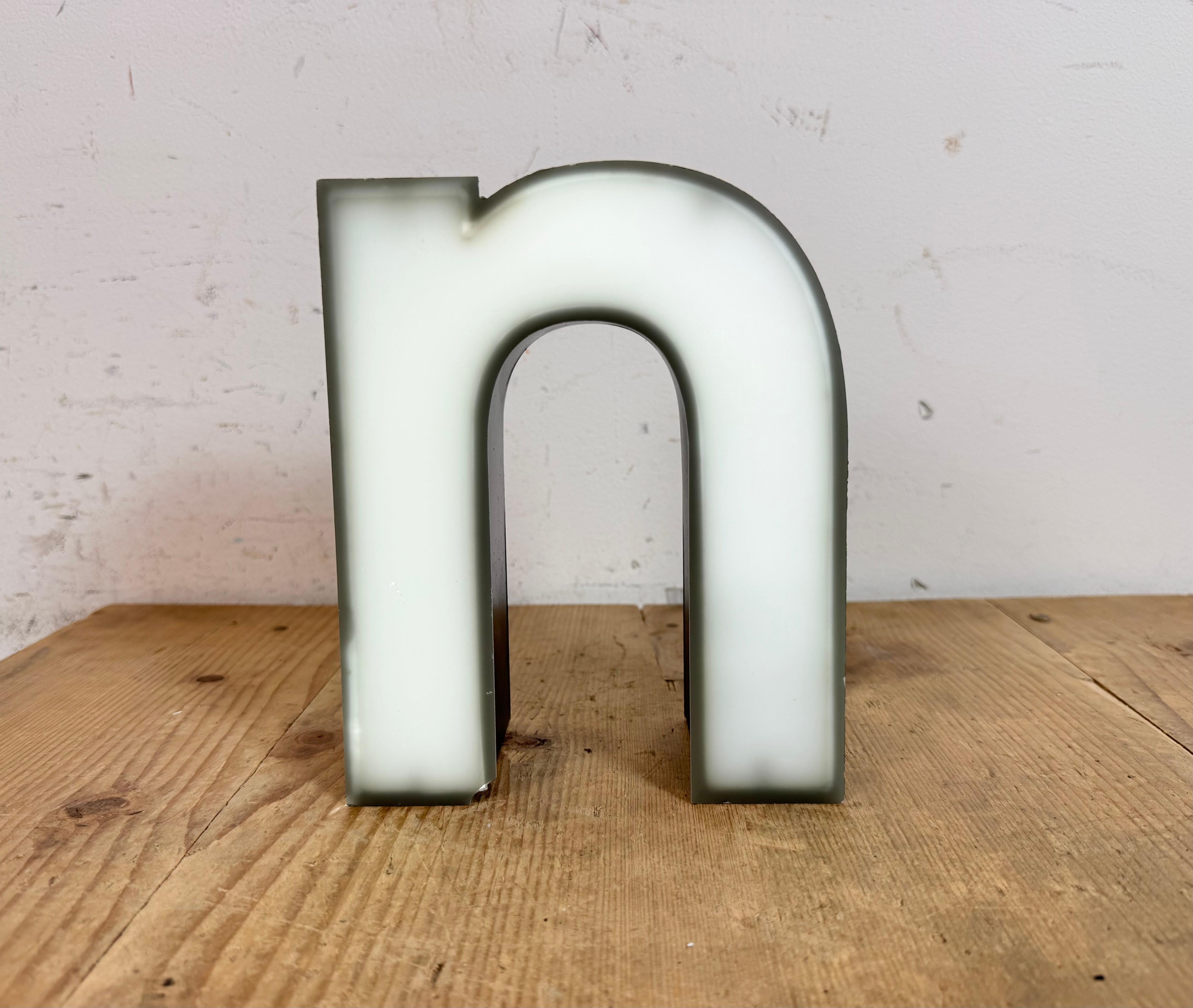 Vintage Grey Illuminated Letter N, 1970s For Sale 3