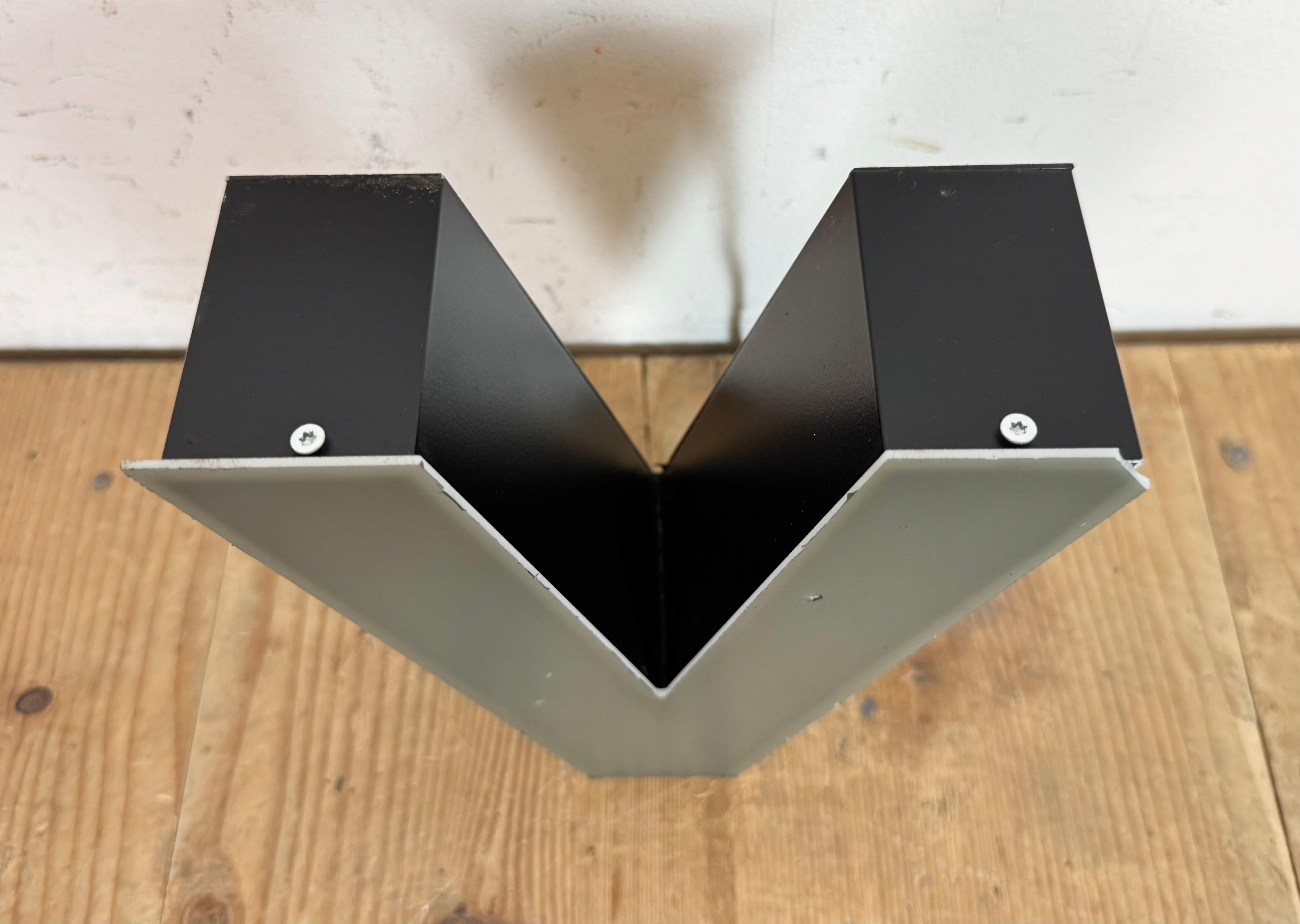 Vintage Grey Illuminated Letter V , 1970s In Fair Condition For Sale In Kojetice, CZ