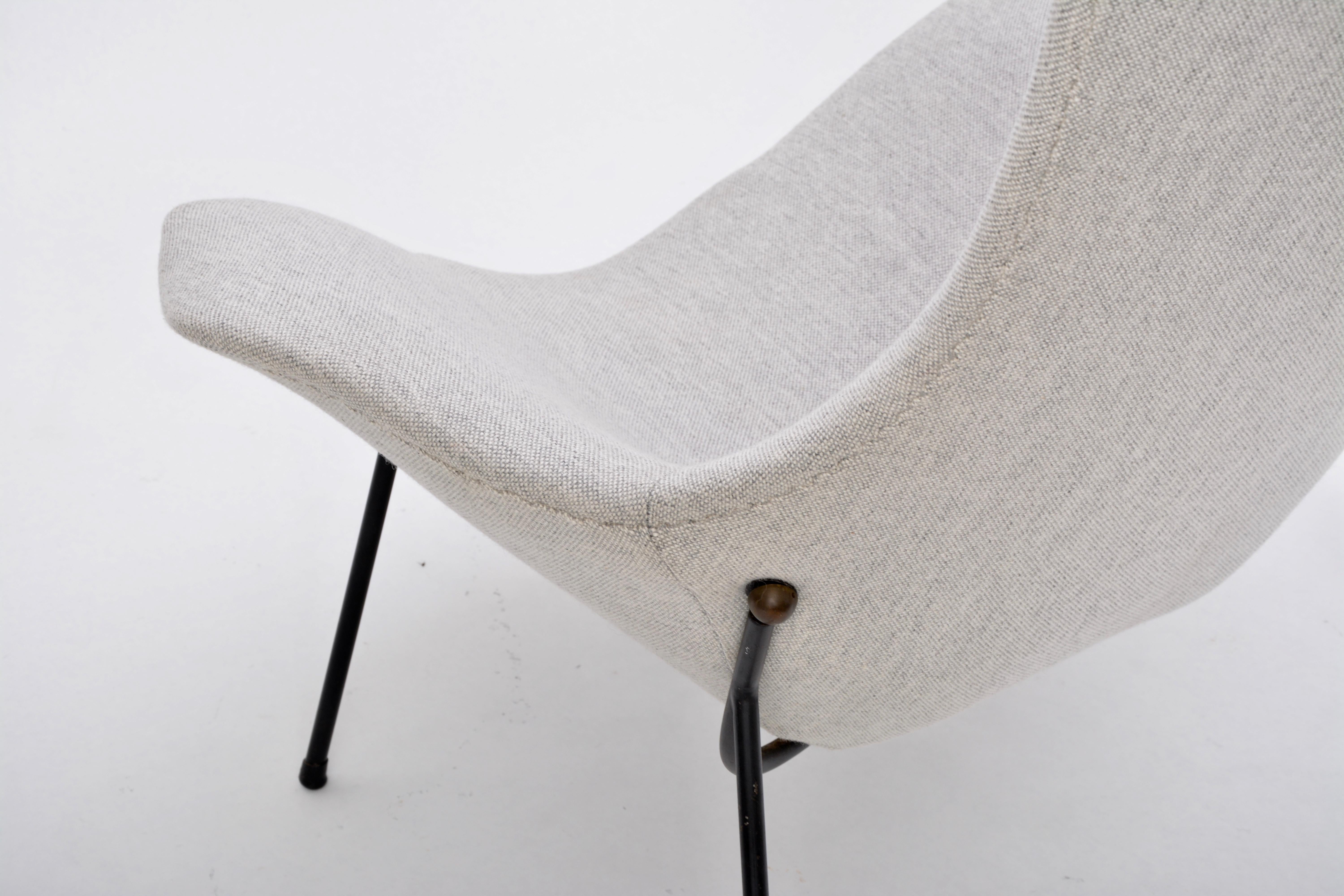 Grey Italian Mid-Century Modern lounge chair by Augusto Bozzi for Saporiti 6