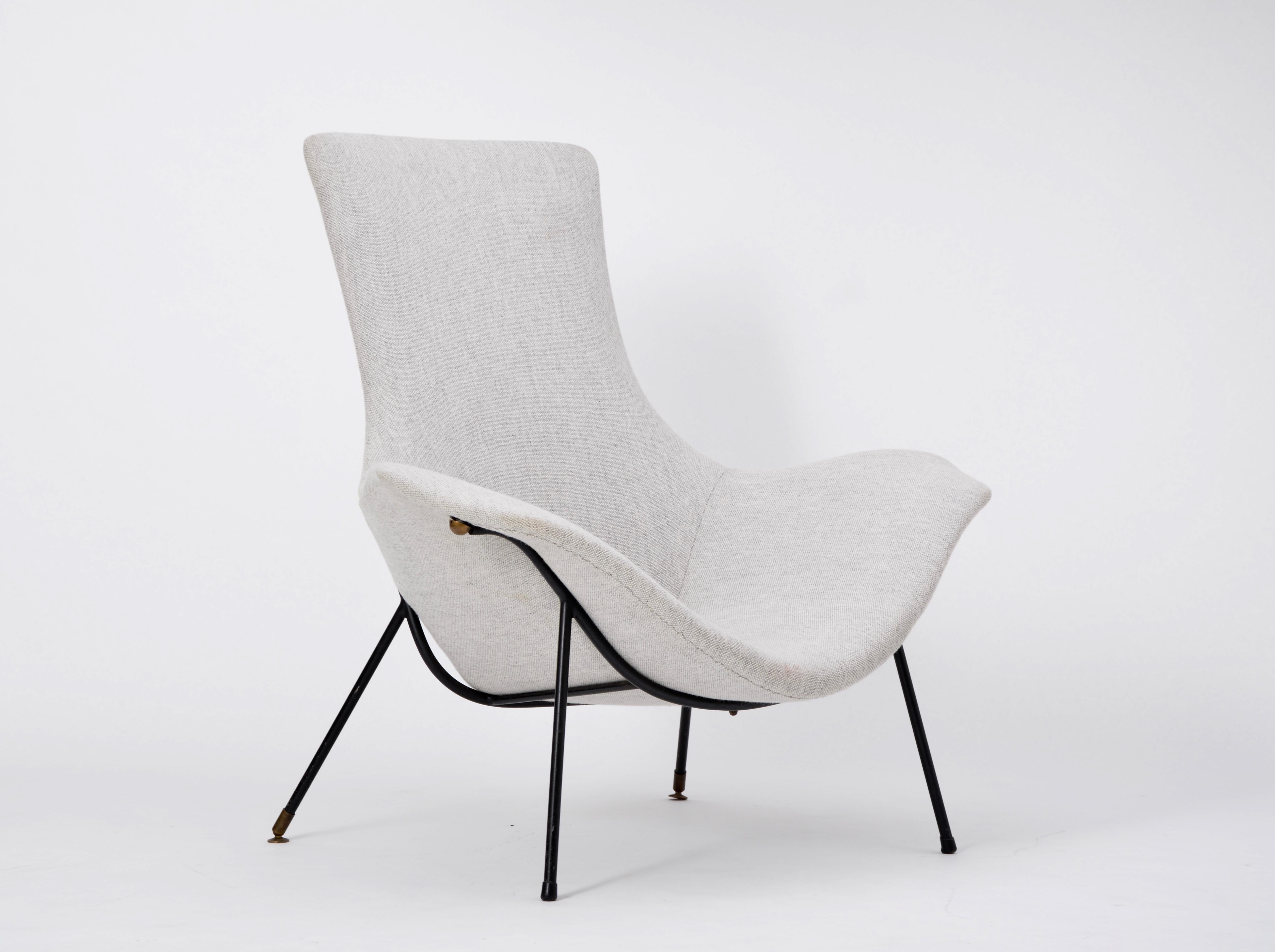 grey lounge chair