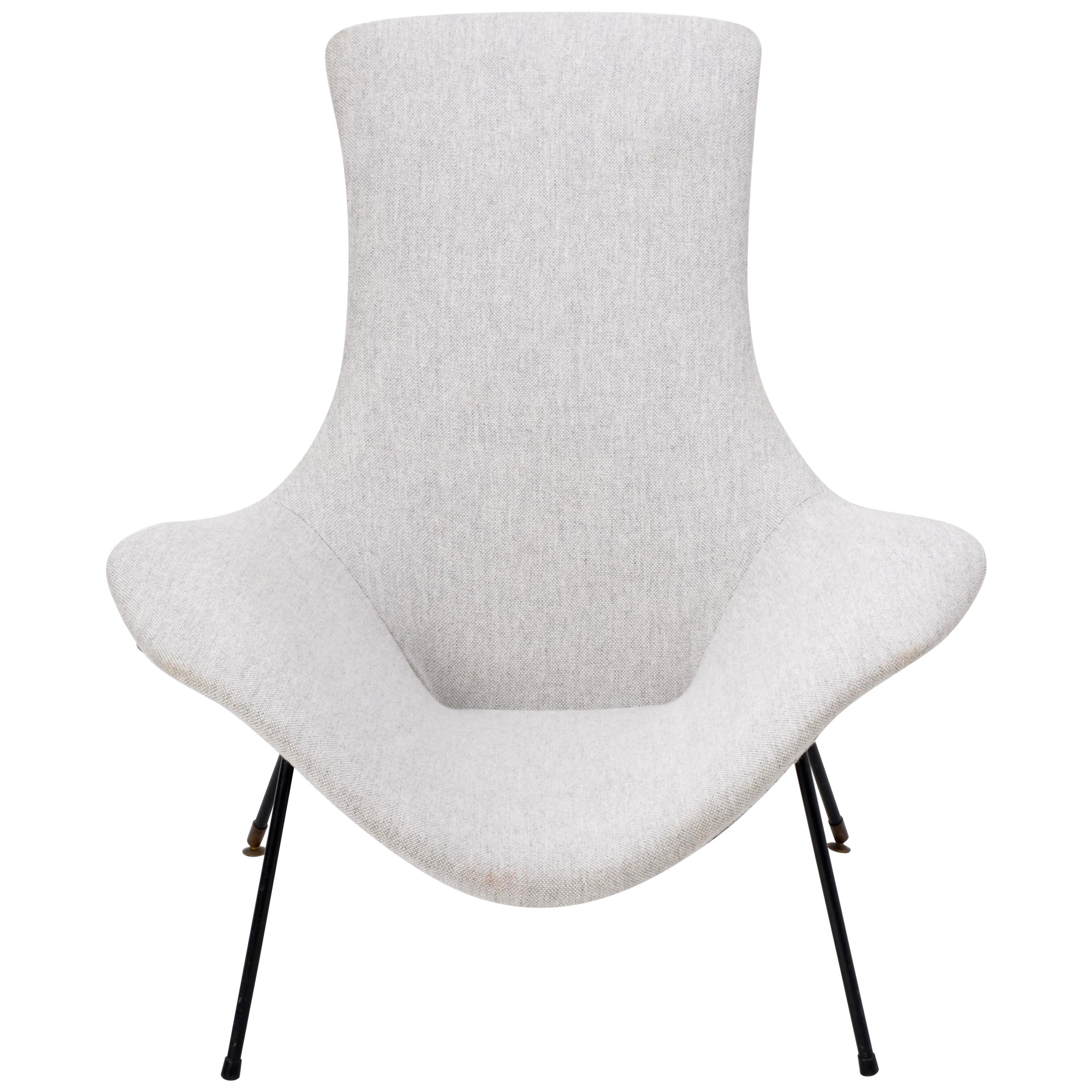 Grey Italian Mid-Century Modern lounge chair by Augusto Bozzi for Saporiti