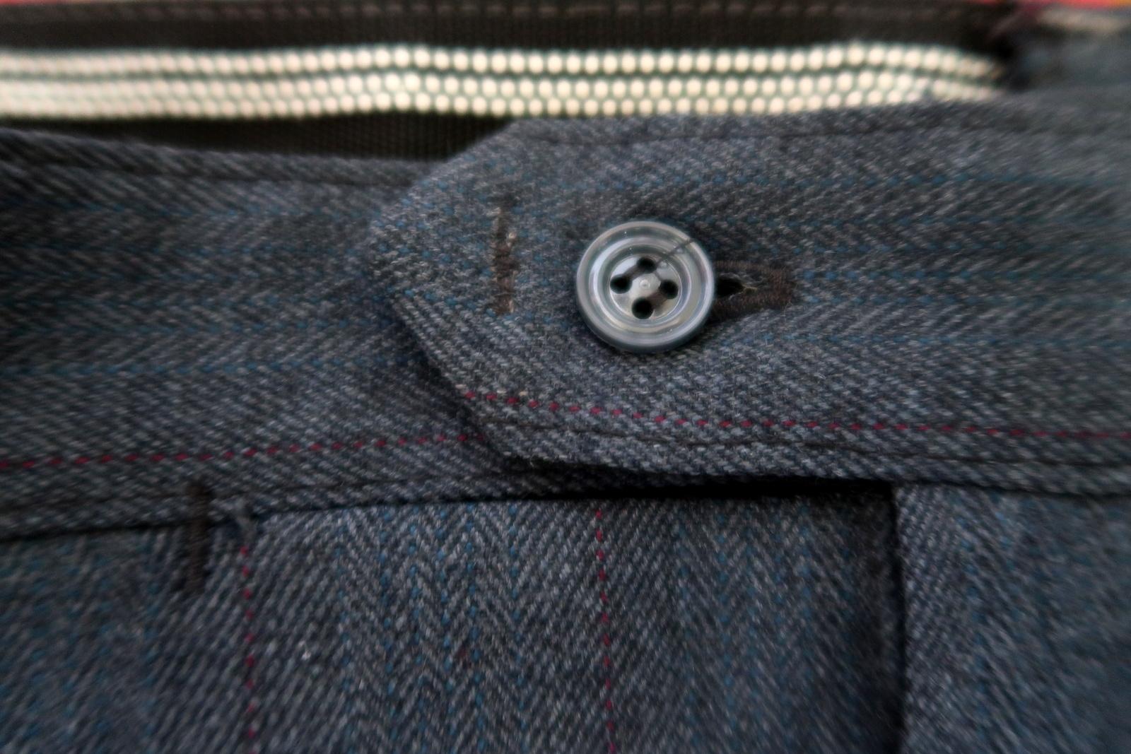 Graue Vintage-Hose aus der UdSSR: Classic 1970s Style - Neu und anpassbar, 1J87 im Zustand „Gut“ im Angebot in Bordeaux, FR