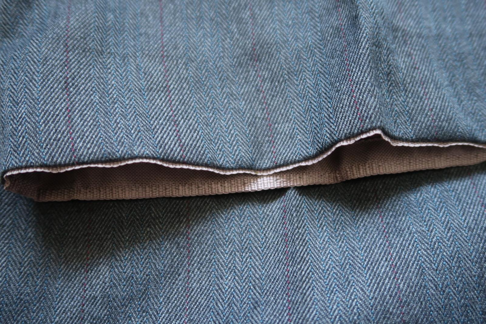 Graue Vintage-Hose aus der UdSSR: Classic 1970s Style - Neu und anpassbar, 1J87 im Angebot 2