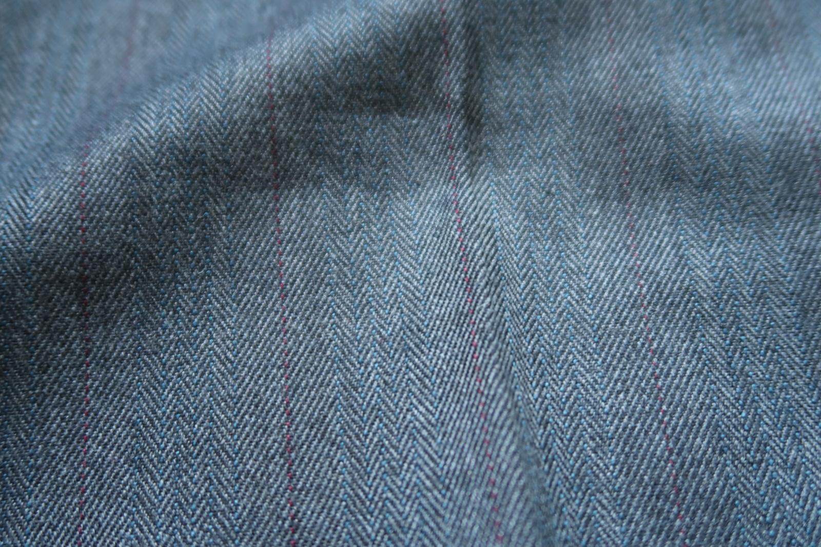 Graue Vintage-Hose aus der UdSSR: Classic 1970s Style - Neu und anpassbar, 1J87 im Angebot 3