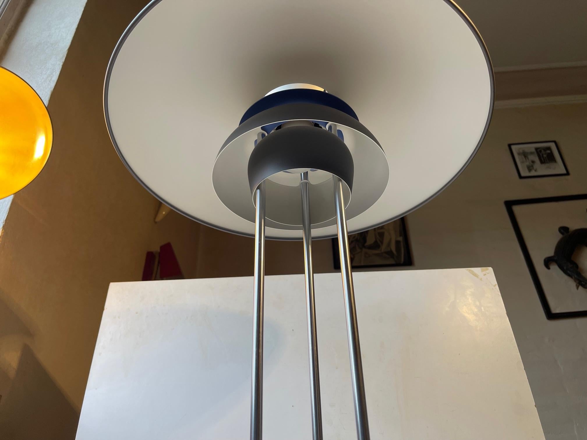 Fin du 20e siècle Lampe de bureau vintage PH 5 grise par Poul Henningsen - Louis Poulsen en vente