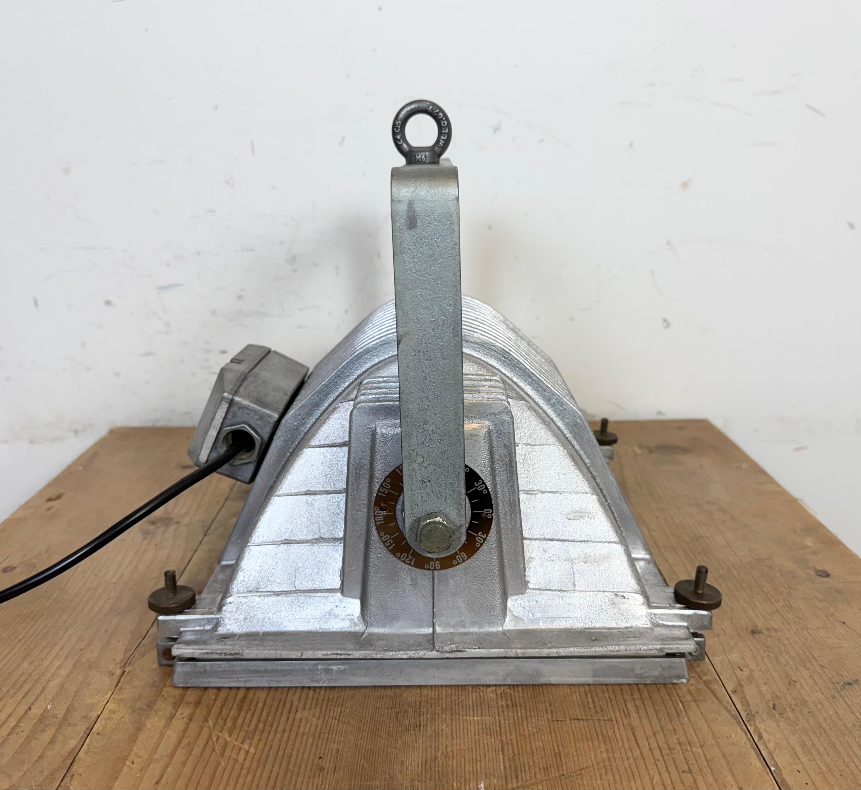 Vintage Grey Theater Spotlight with Glass Cover, 1980s For Sale 10