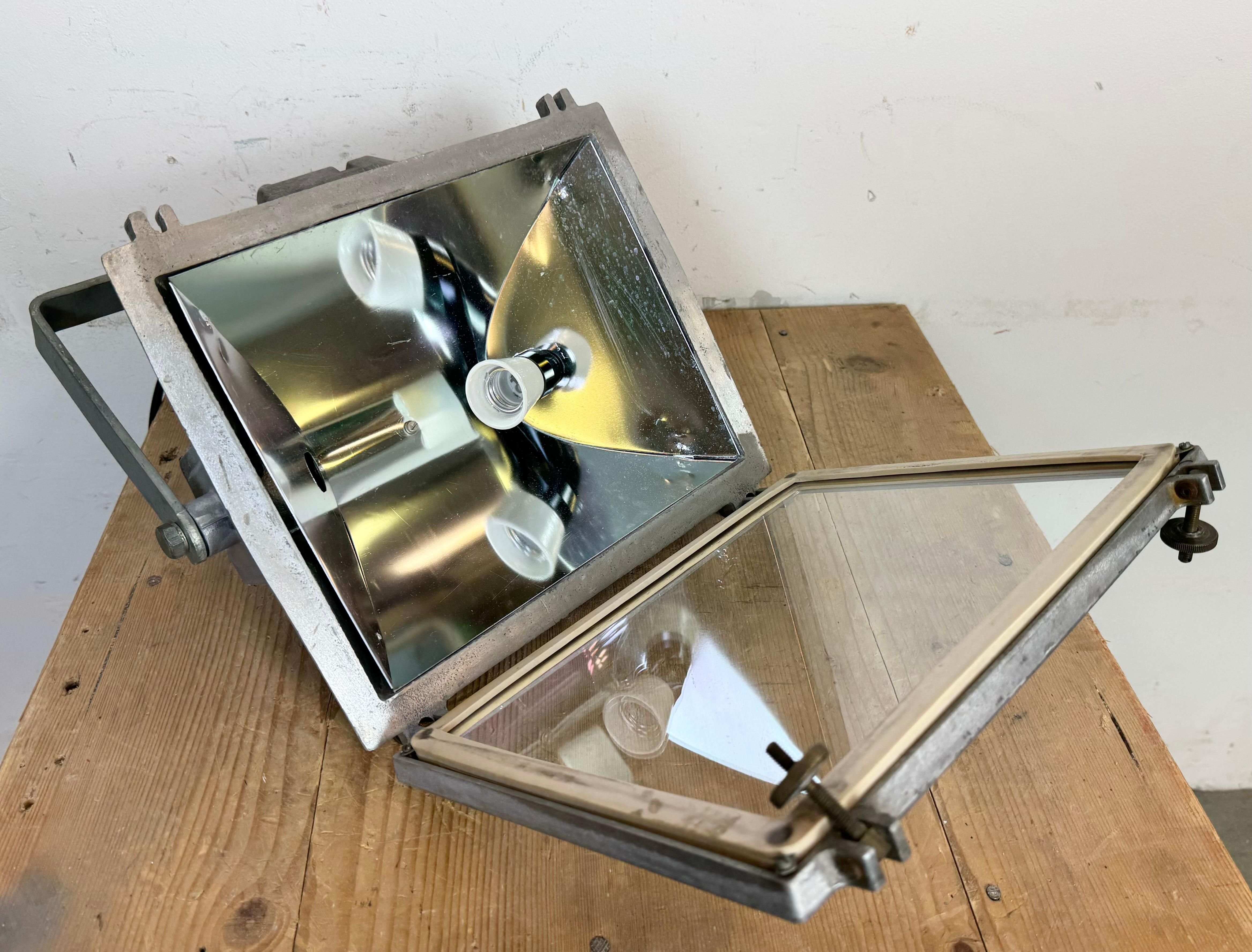 Vintage Grey Theater Spotlight with Glass Cover, 1980s For Sale 13