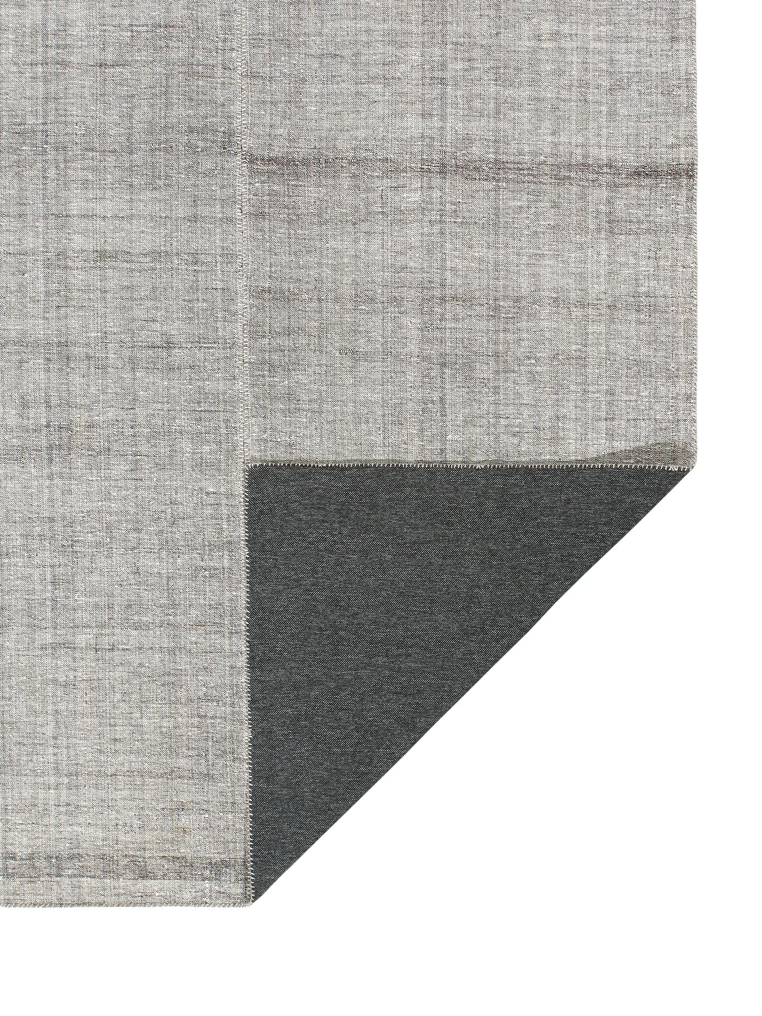 Vintage Grey Toned Pelas Rug  In Excellent Condition For Sale In New York, NY