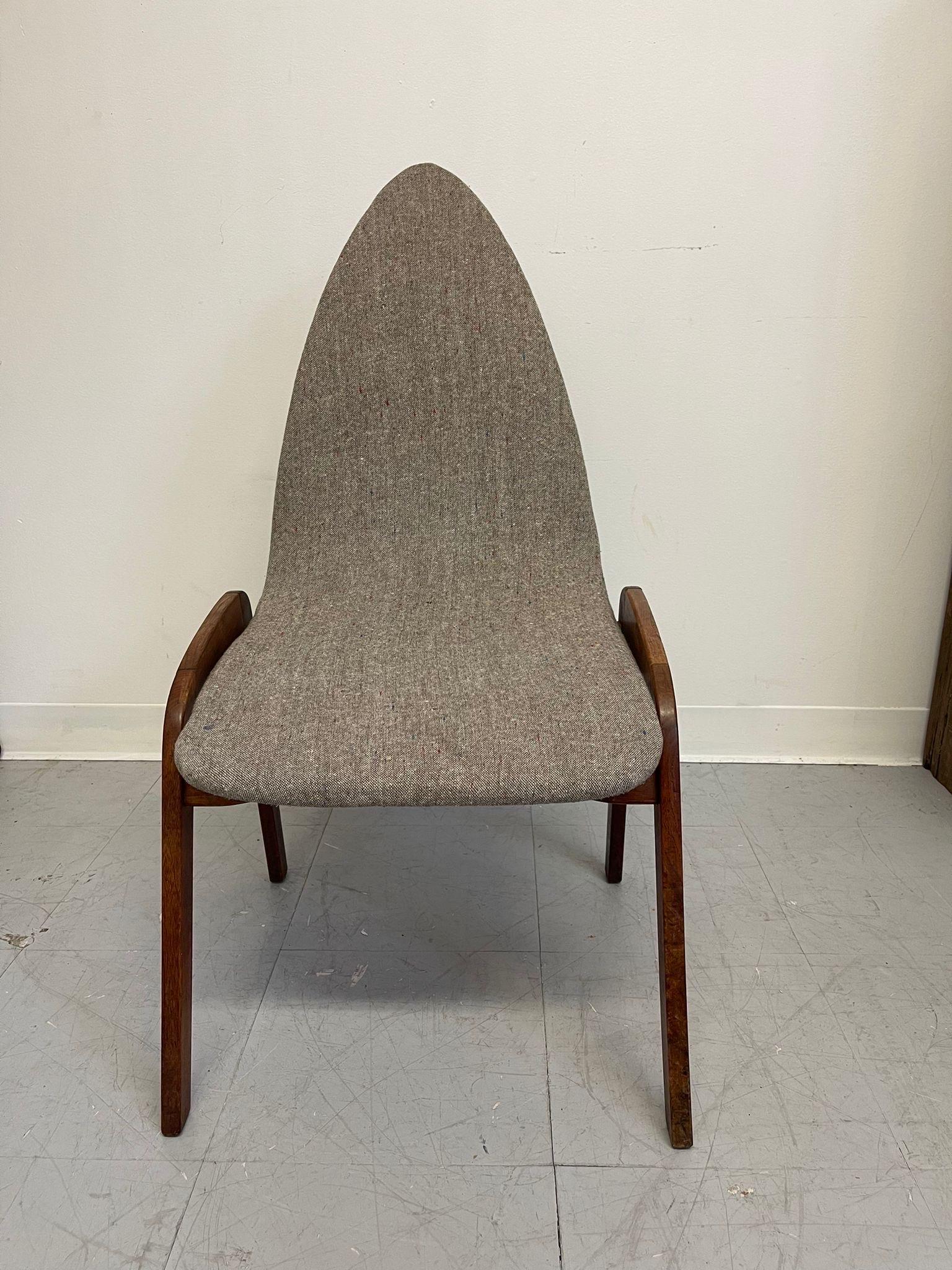 In the Style of Chet Beardsley ,these Chairs Features a unique Cone Shaped Top. Possibly Circa 1960. The Curve of the Leg is also Unique, Setting this Chair Apart from Others

Dimensions. 21 W ; 18.5 D ; 35 H
Seat Height. 16