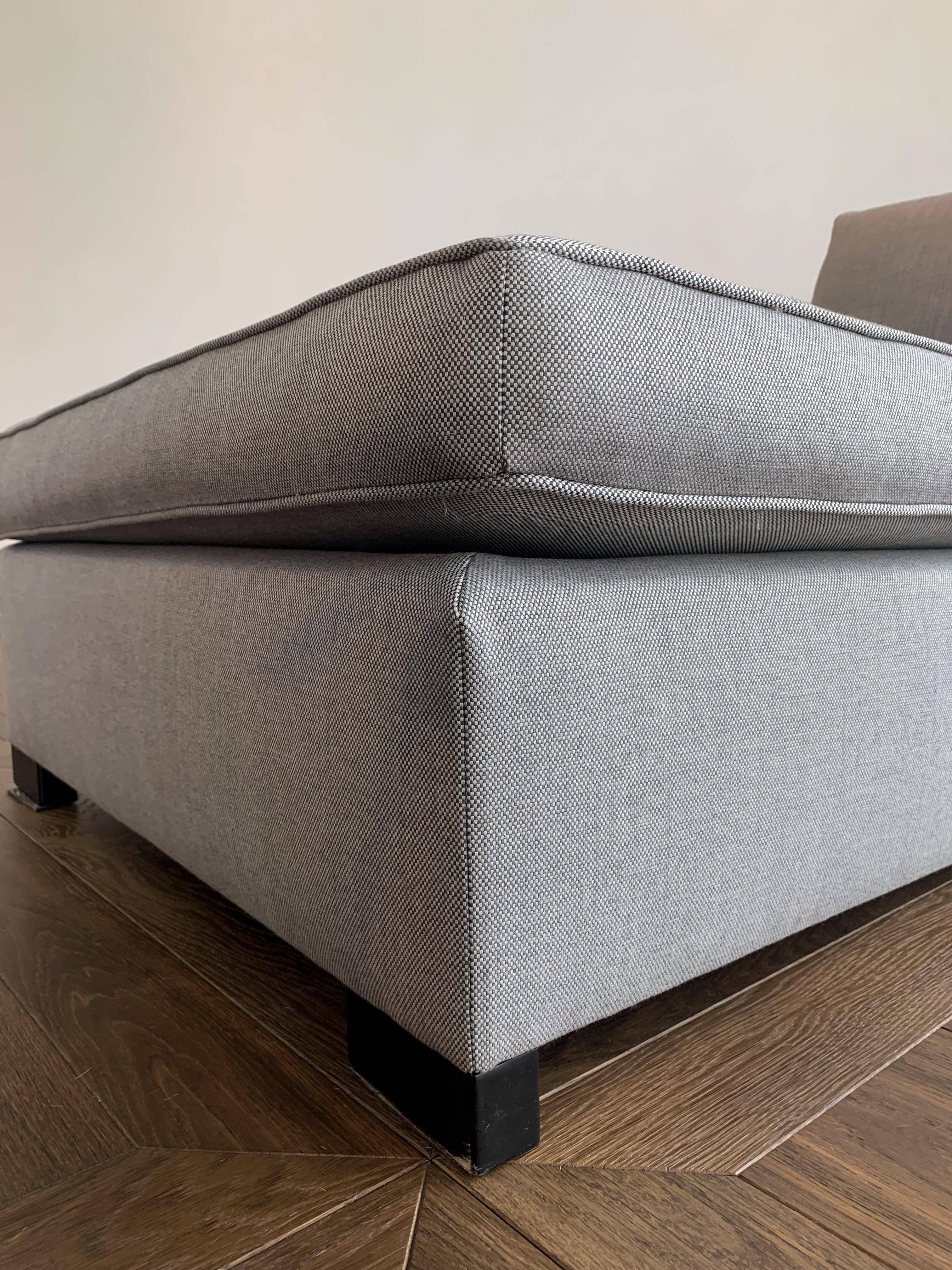 Fatto a mano Chaise longue in lana grigia vintage, Bond Street by Donghia in vendita