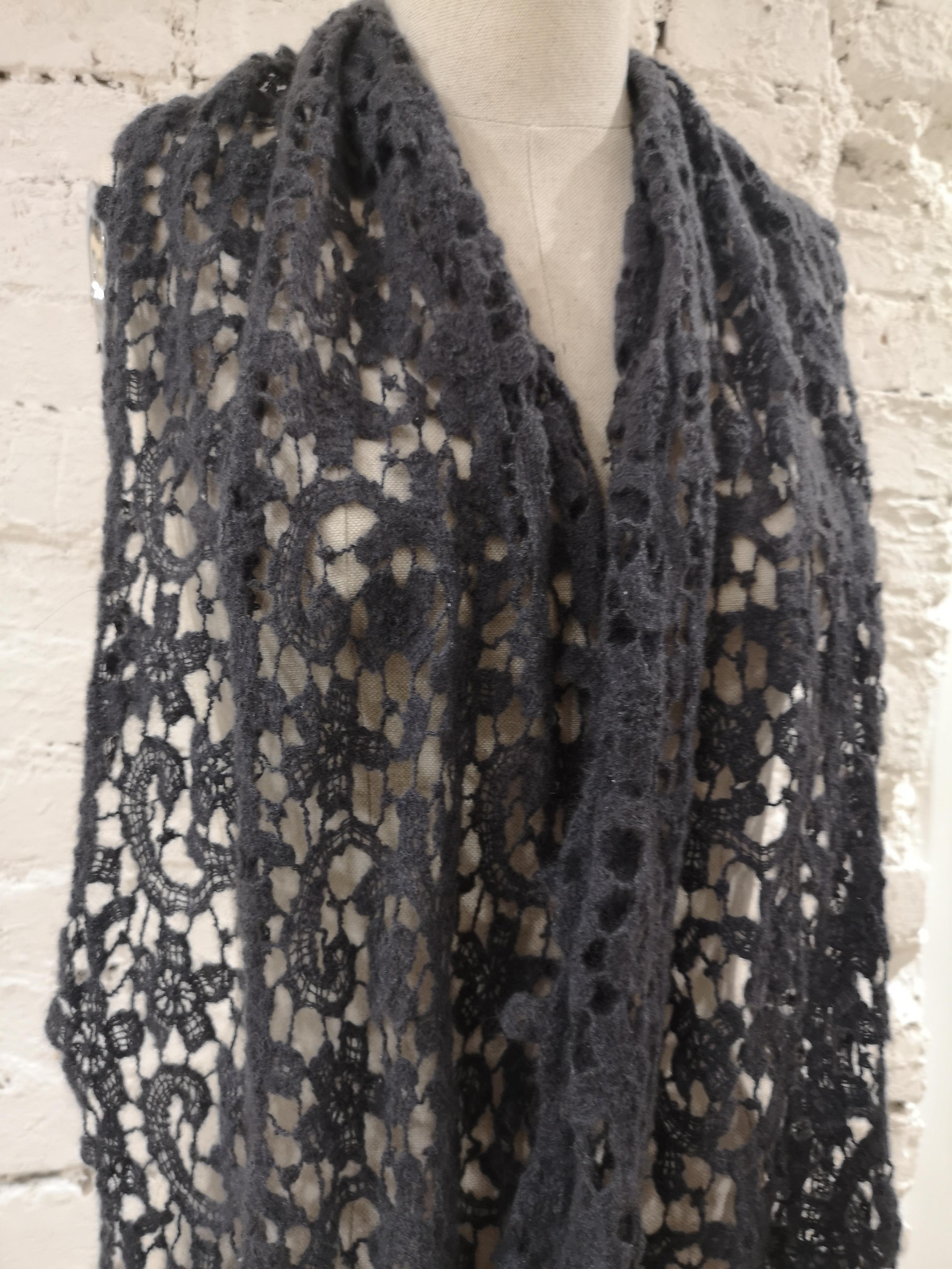 Vintage grey wool scarf 1