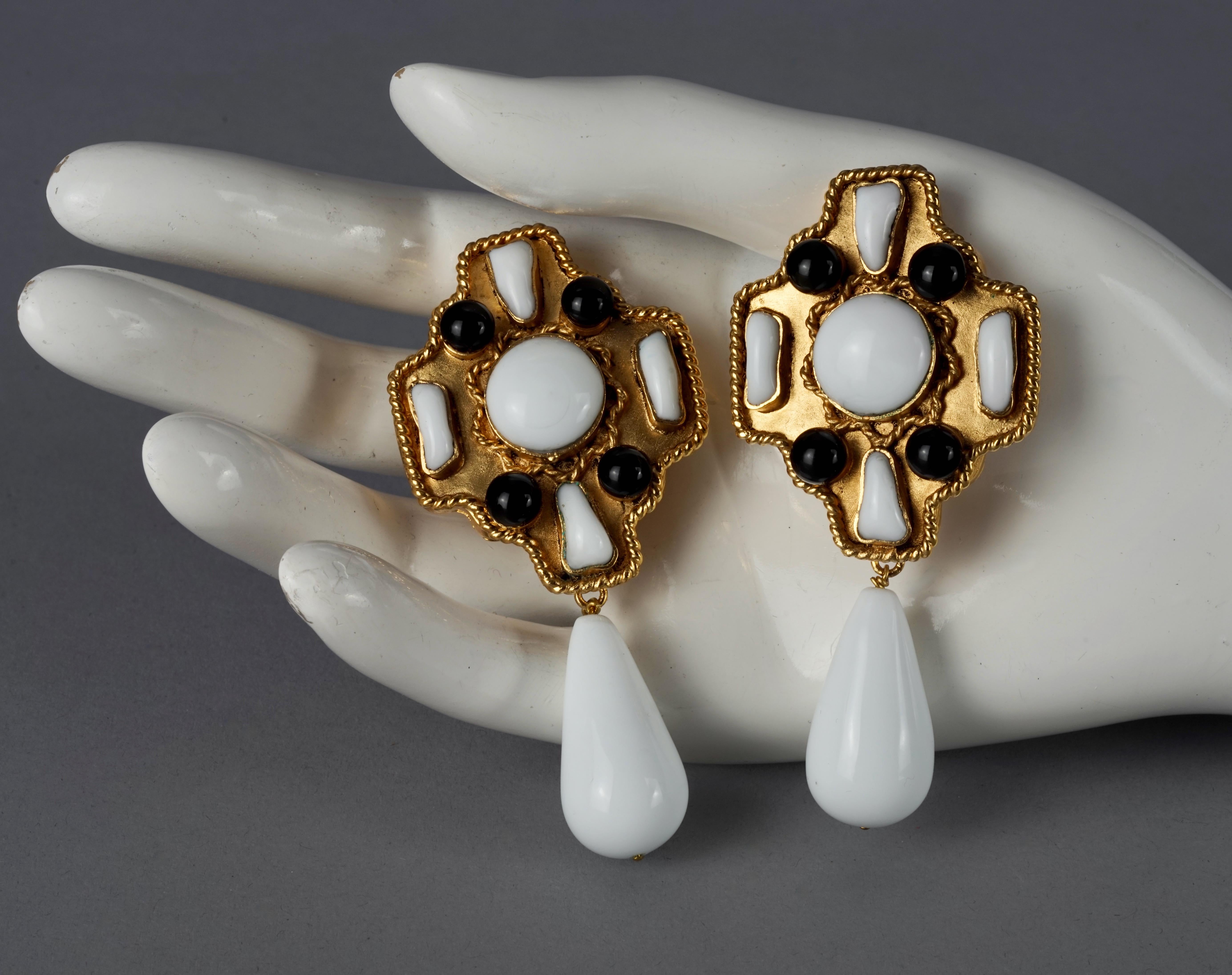 Vintage GRIPOIX Byzantine Cross Poured Glass Dangling Earrings For Sale 6
