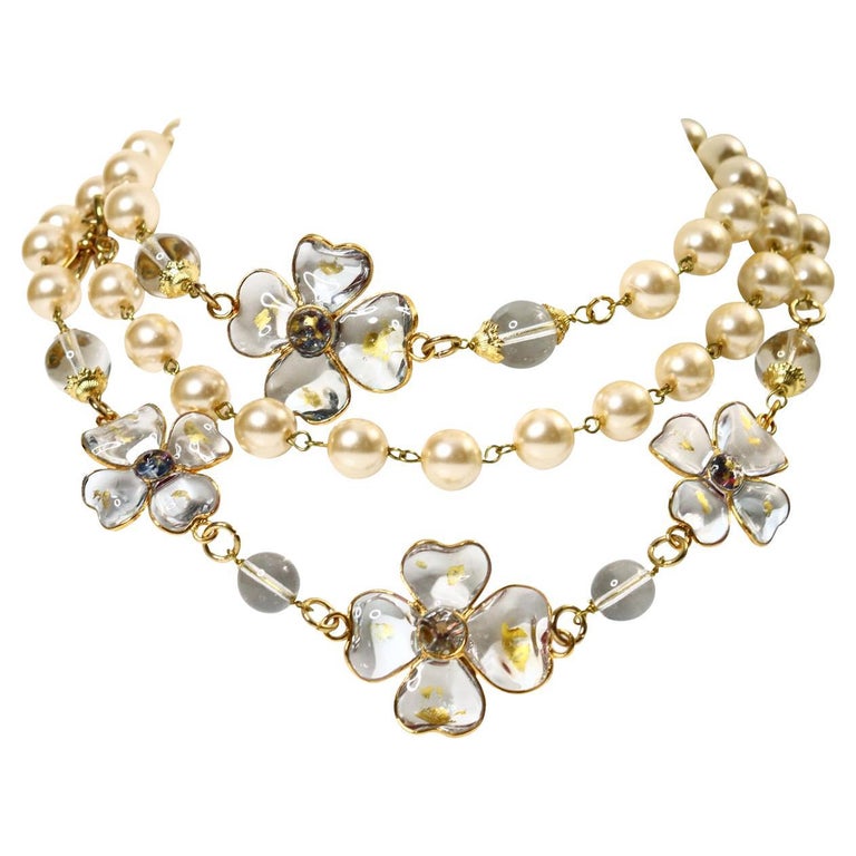 Collier Sautoir Vintage Argenté Avec Perles Translucides à Facettes - Longueur Ajustable, Occasion