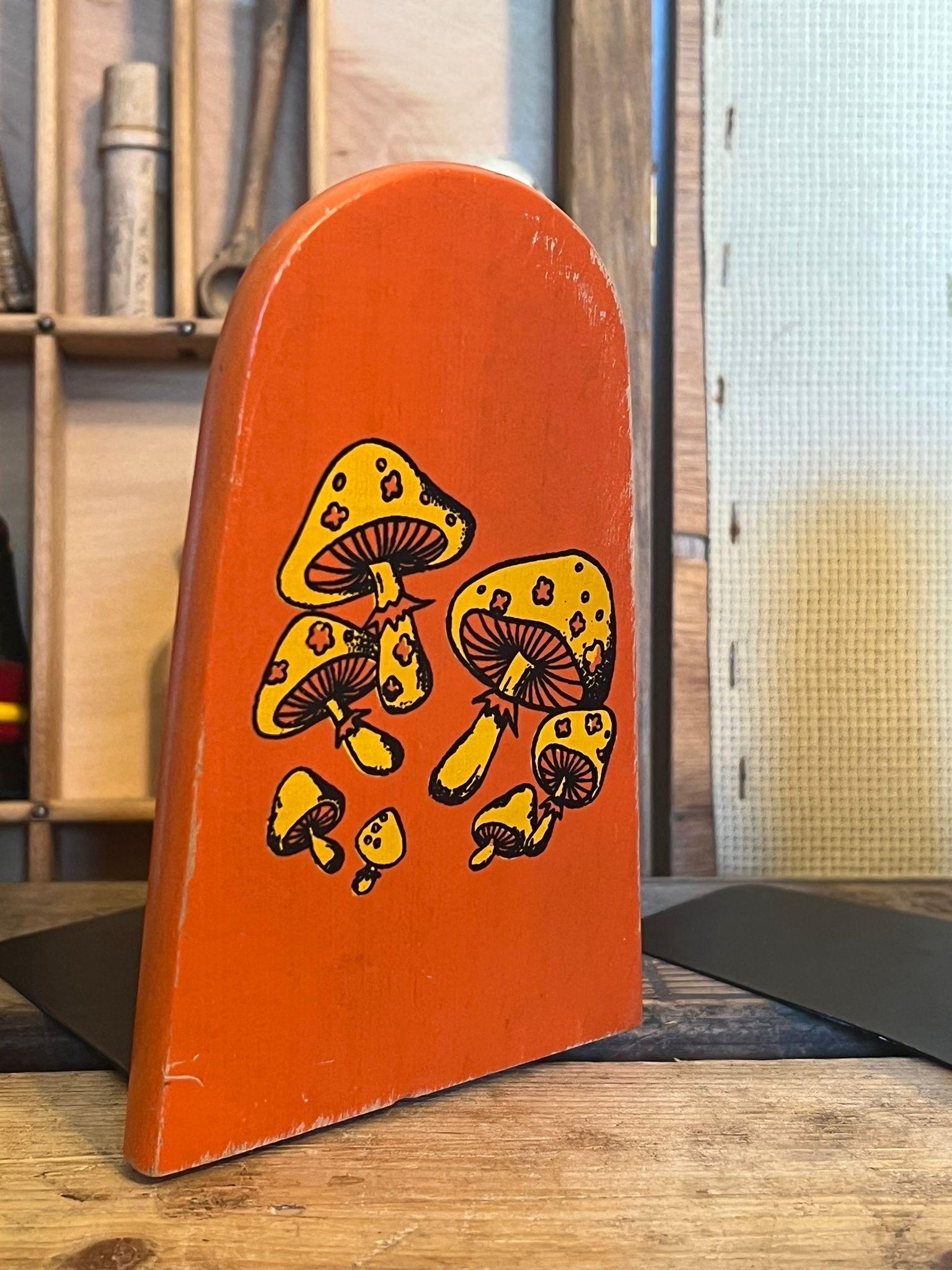 Vintage Groovy Mushroom Bookends For Sale 2