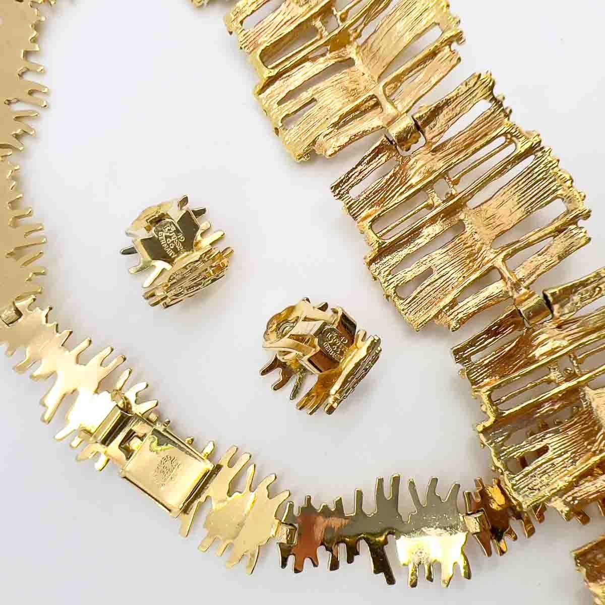 Ein Vintage Grossé Modernist Halskette und Ohrring-Set mit Harlekin-Armband. Einige von Grossés besten Stücken sind die modernistisch inspirierten Entwürfe. Dieses außergewöhnliche Halsband und die Ohrringe, begleitet von einem unsignierten