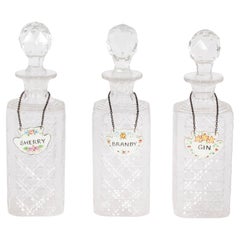 Groupe vintage de 3 carafes en verre taillé en cristal 20ème siècle