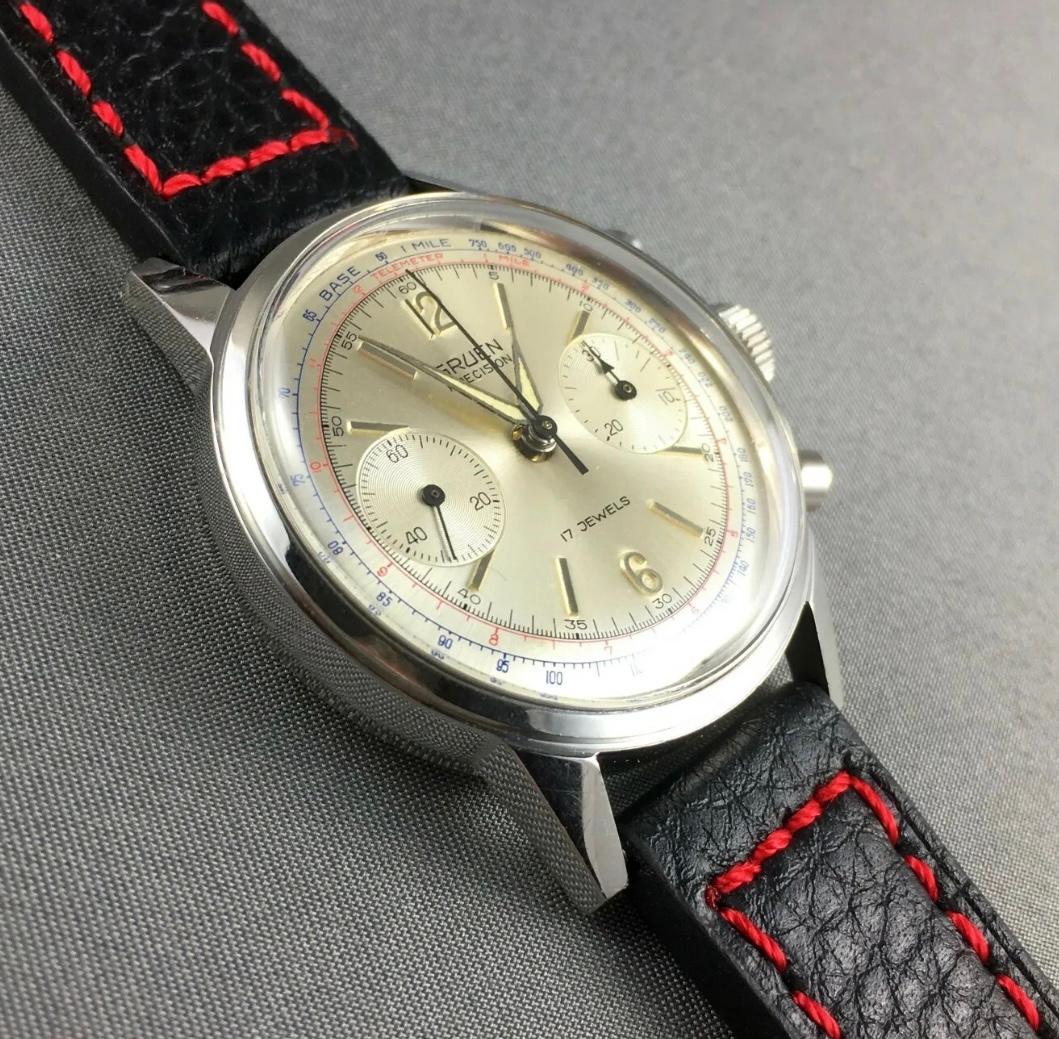 Vintage Gruen Präzision Chronograph  1970er Jahre Ref. #770R, Kal. Valjoux #7733
Beschreibung / Zustand: Alle Uhren wurden professionell überprüft und gewartet, bevor sie zum Verkauf angeboten wurden. Minze.
Hersteller: Gruen
Modell: Gruen