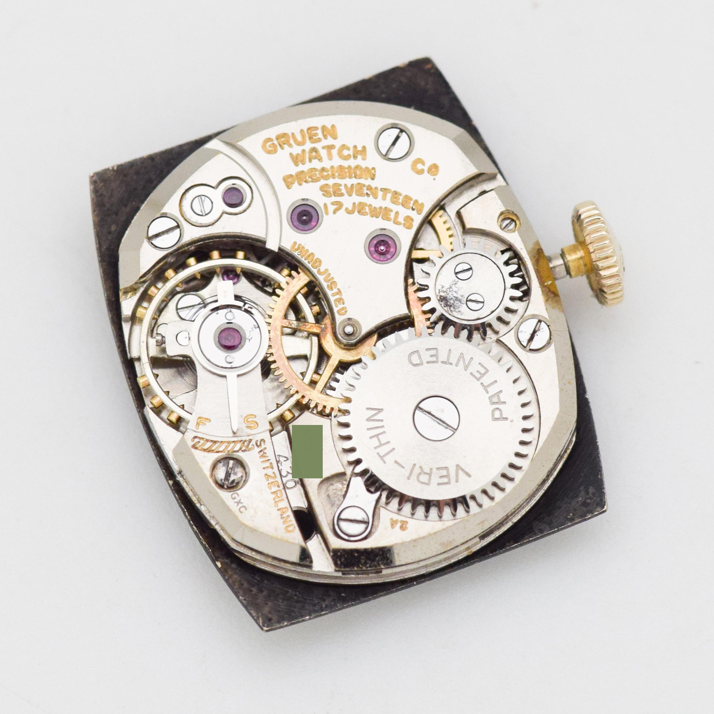 Vintage Gruen Precision Veri-Thin Rectangular-Shaped Watch, 1941 For Sale 3