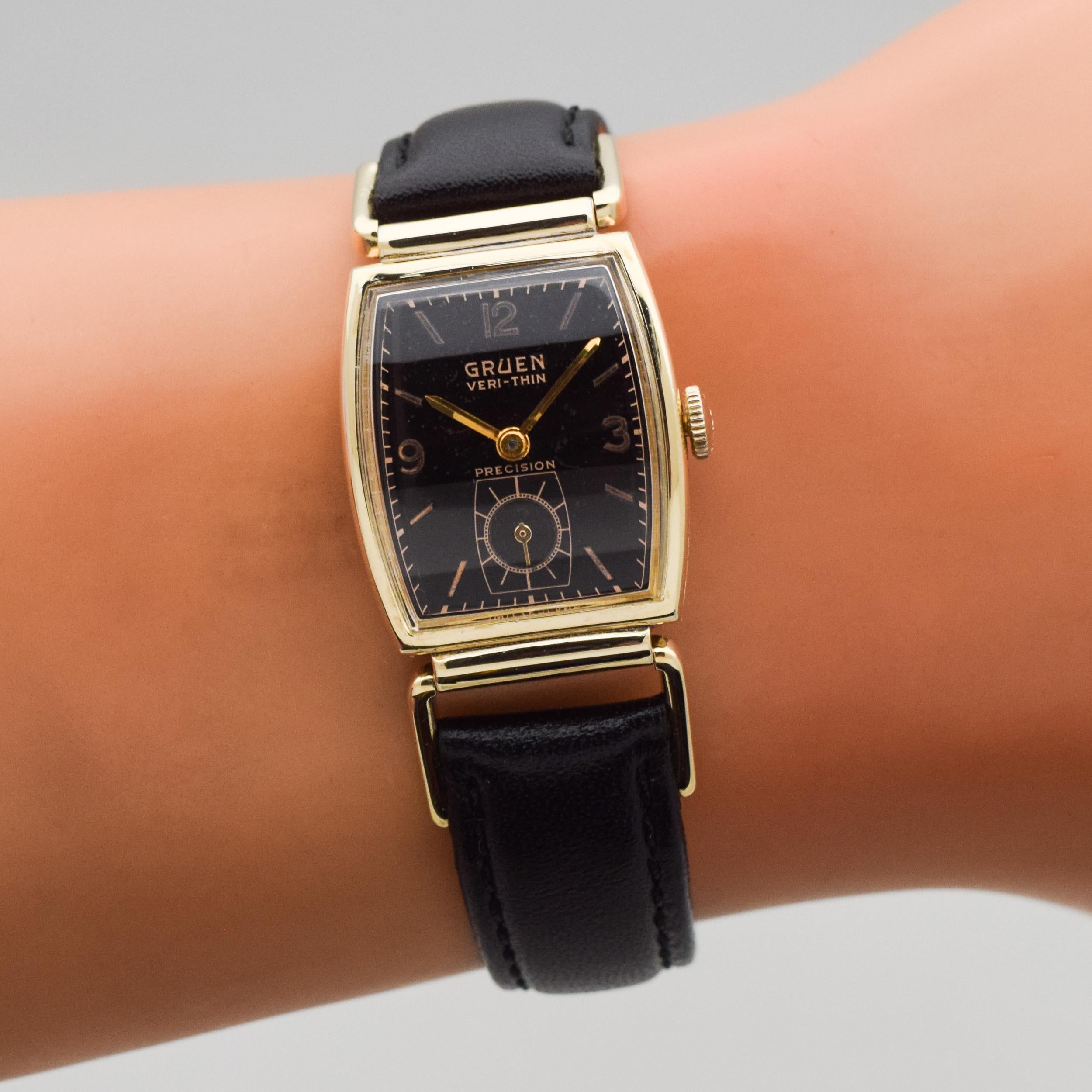 Vintage Gruen Precision Veri-Thin Rectangular-Shaped Watch, 1941 For Sale 1