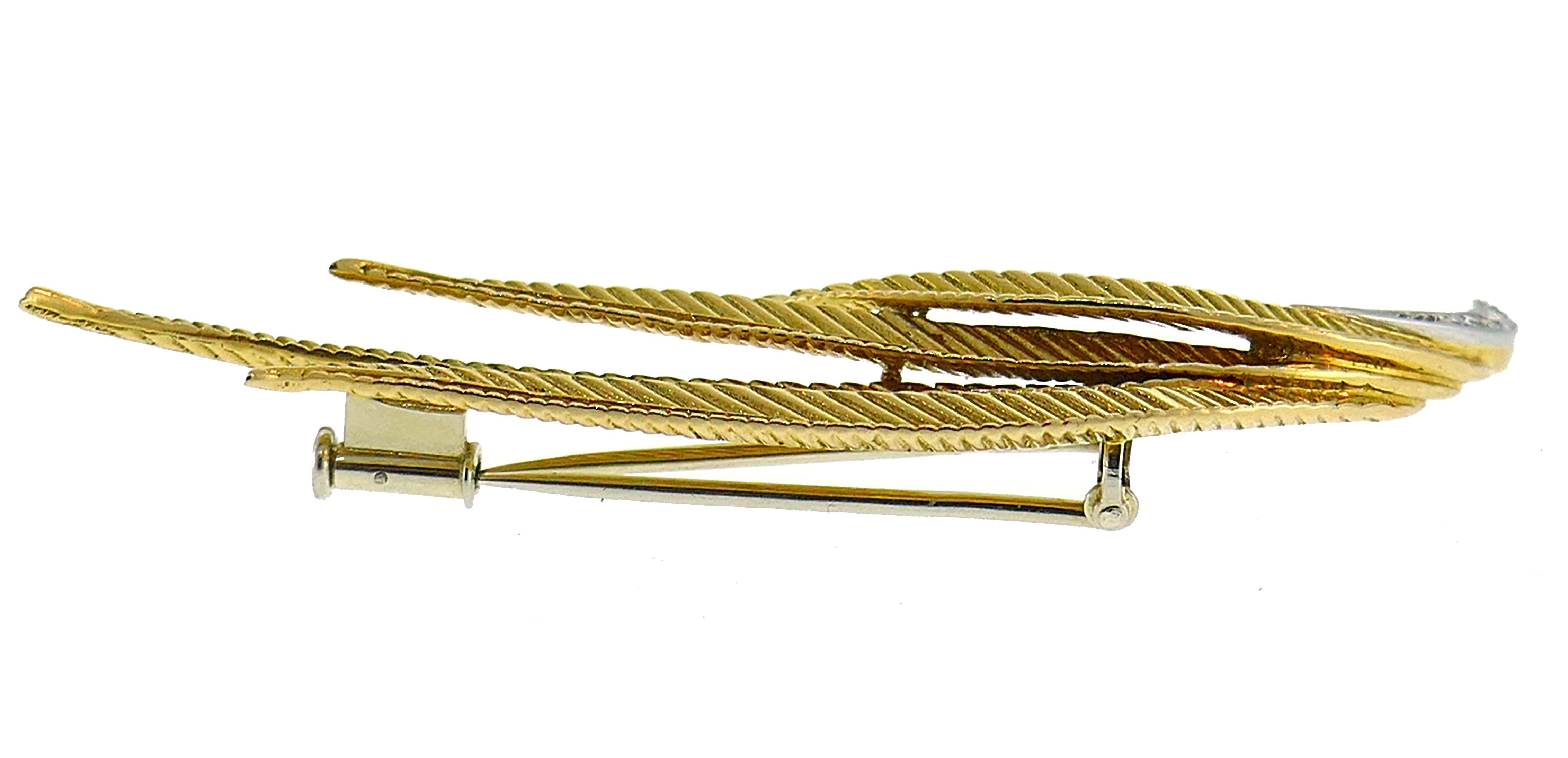 Women's or Men's Vintage Gubelin Diamond Gold Feather Pin Brooch Clip