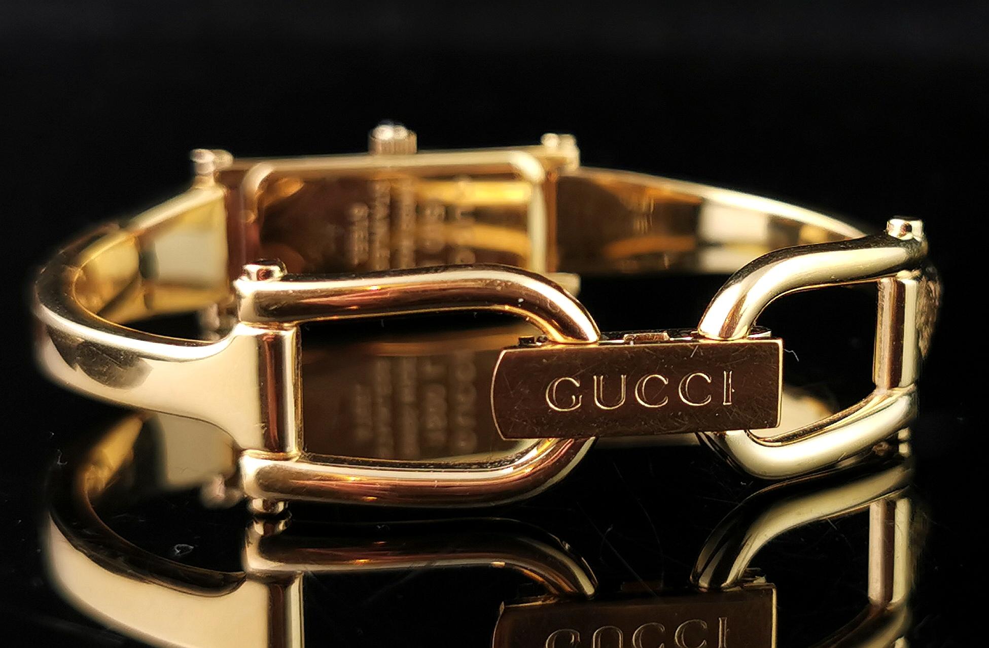 Vintage Gucci 1500l gold plated ladies wristwatch, horsebit bangle strap, boxed In Good Condition In NEWARK, GB