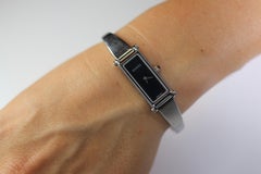 Vintage GUCCI 1500L Quartz Wrist Watch. Gucci Silver Black Dial Bangle Watch